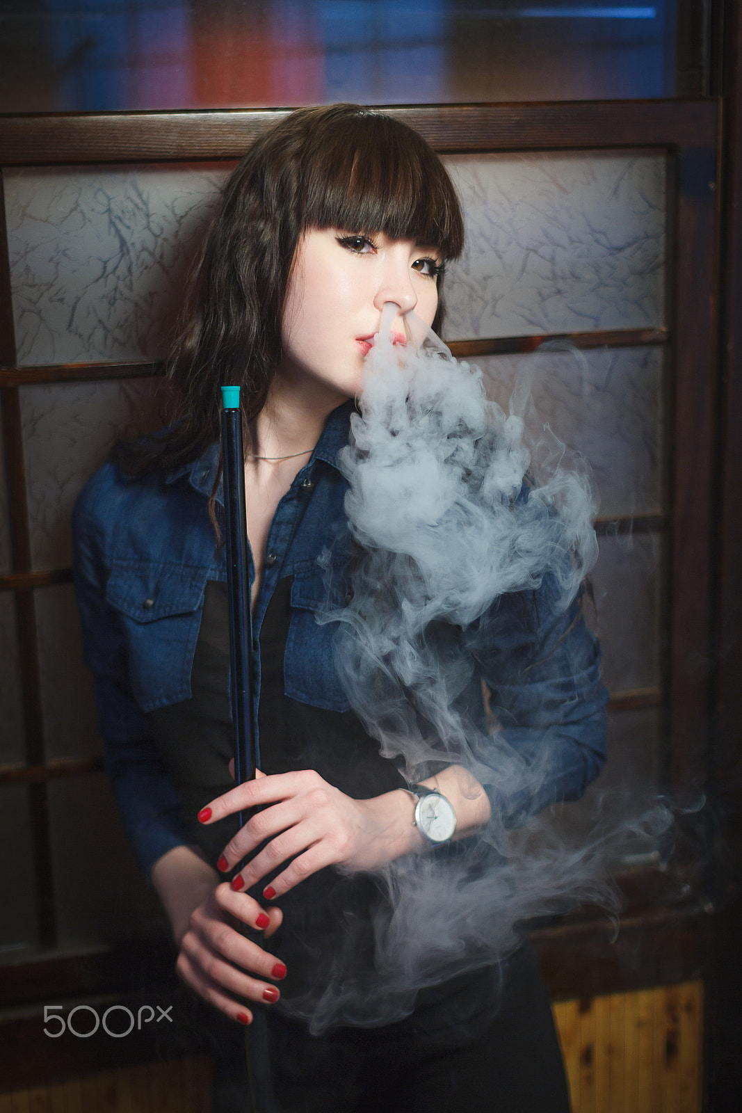 Canon EOS 60D + Sigma 30mm f/1.4 DC HSM sample photo. Beautiful young woman with hookah photography