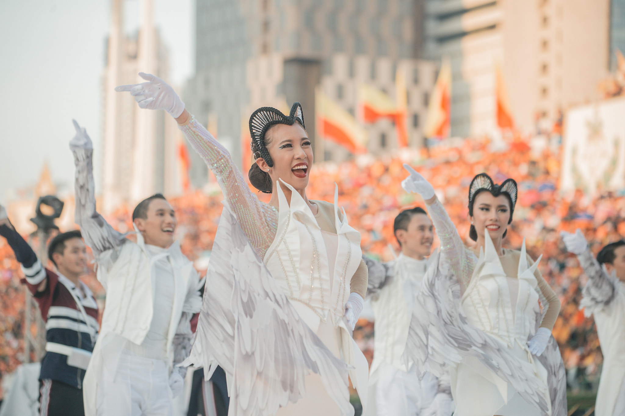 Nikon AF-S Nikkor 70-200mm F4G ED VR sample photo. Cheer photography