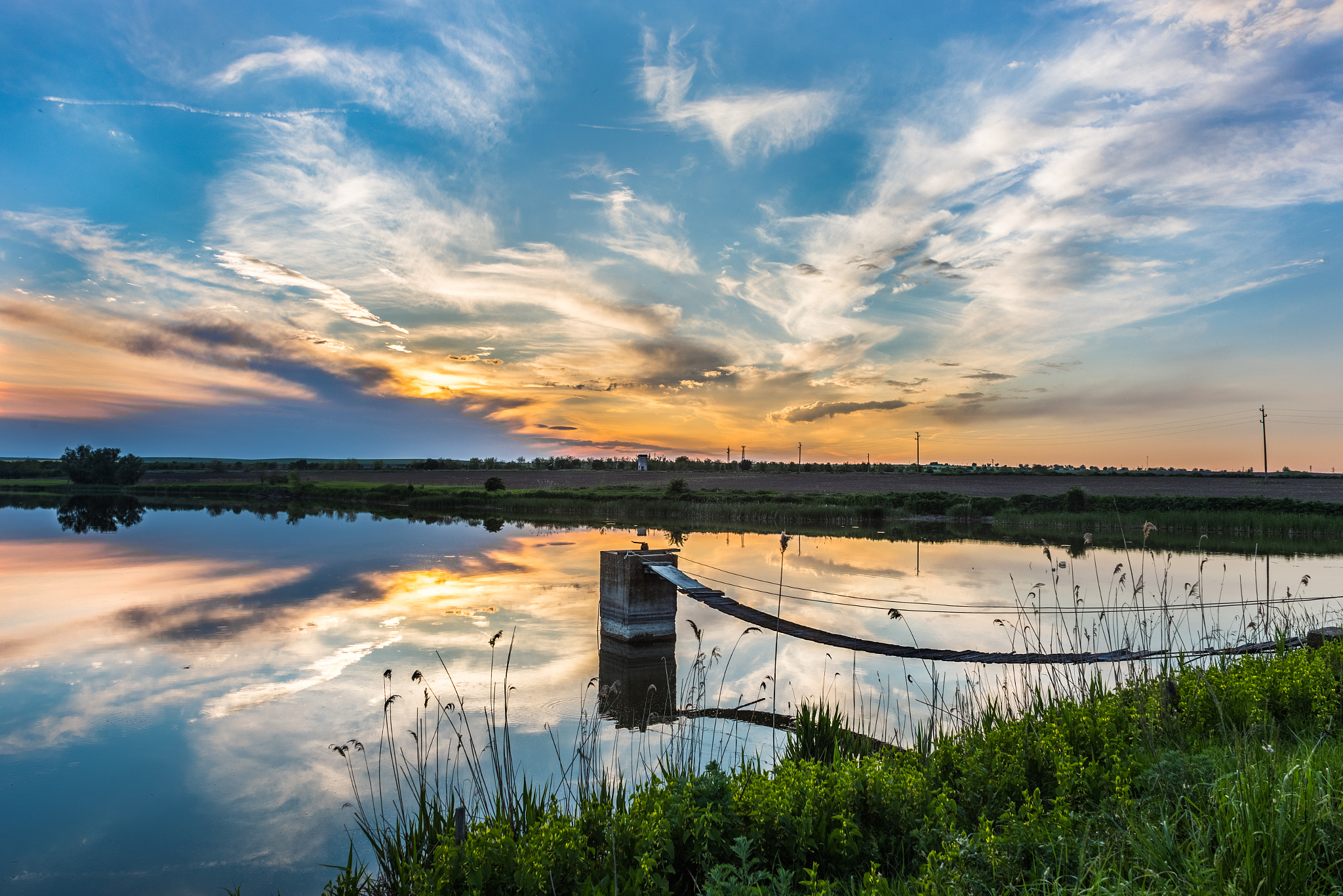 Sigma 24mm f/1.8 DG Macro EX sample photo. Sunset on the lake photography