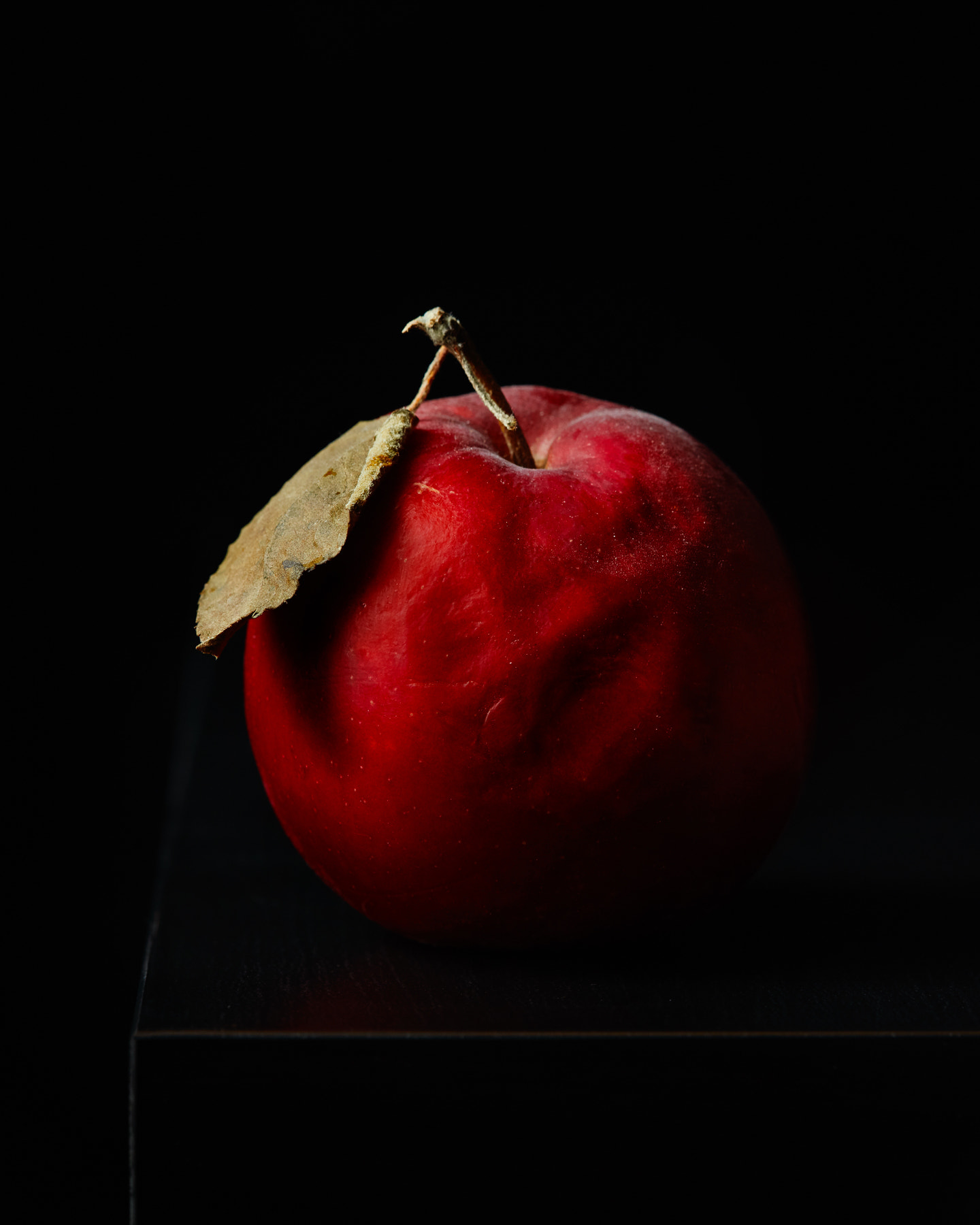 Canon EOS 5DS + Canon EF 100mm F2.8 Macro USM sample photo. Wrinkled old apple photography