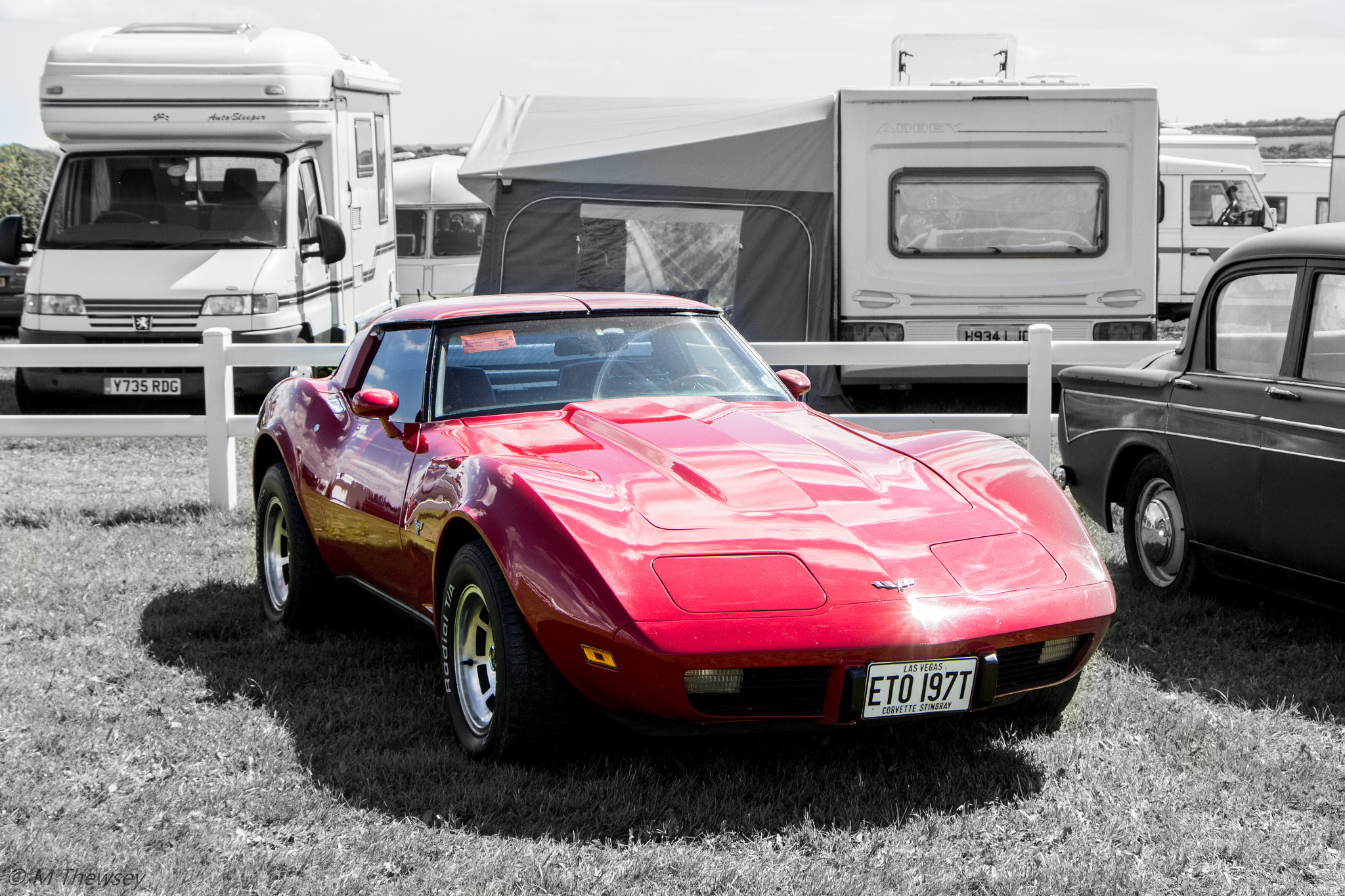 Canon EF-S 18-135mm F3.5-5.6 IS STM sample photo. Red corvette photography