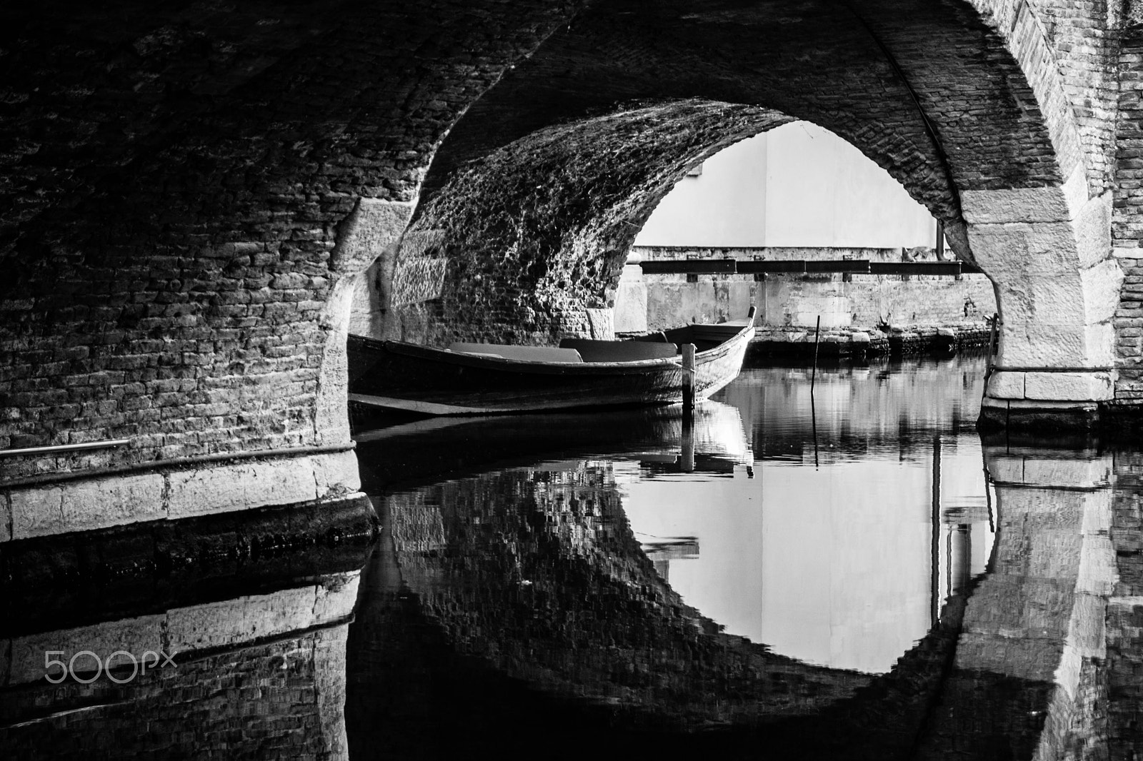 Sigma 17-70mm F2.8-4 DC Macro HSM sample photo. Ponte degli sbirri photography