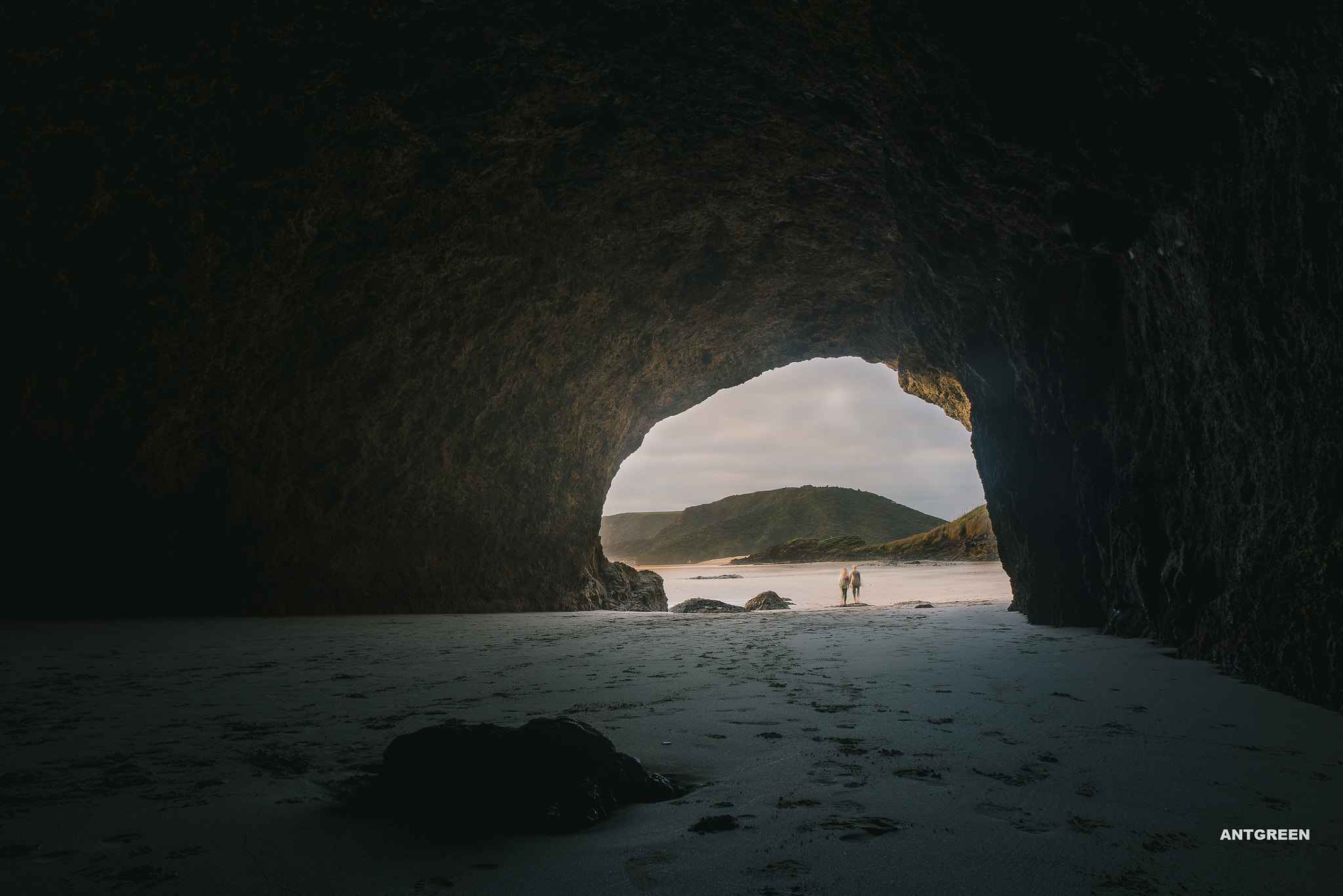 Canon EOS 70D + Sigma 14mm f/2.8 EX Aspherical HSM sample photo. Bethels cave photography