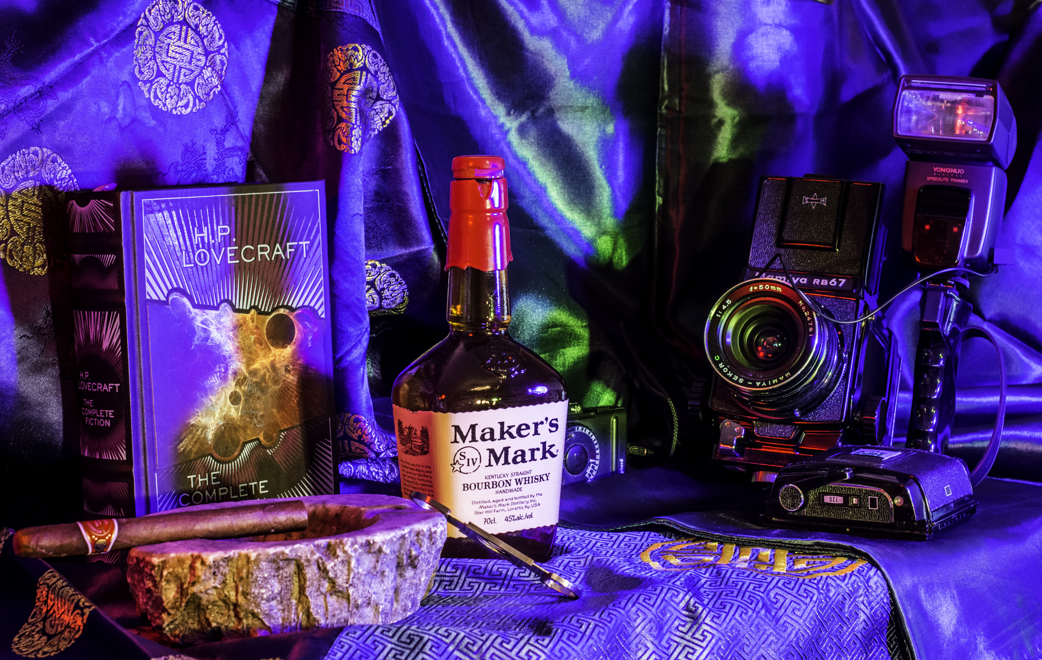 AF Zoom-Nikkor 28-85mm f/3.5-4.5 sample photo. Commercialisation in hdr photography