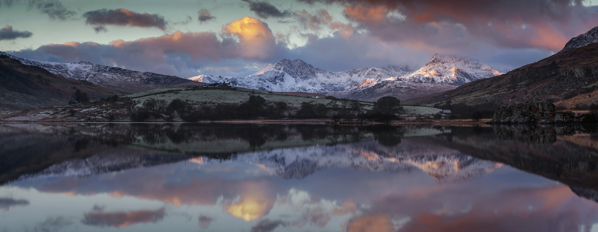 AF-S Zoom-Nikkor 80-200mm f/2.8D IF-ED sample photo. Winter snowdon horseshoe reflected in llynnau mymb photography
