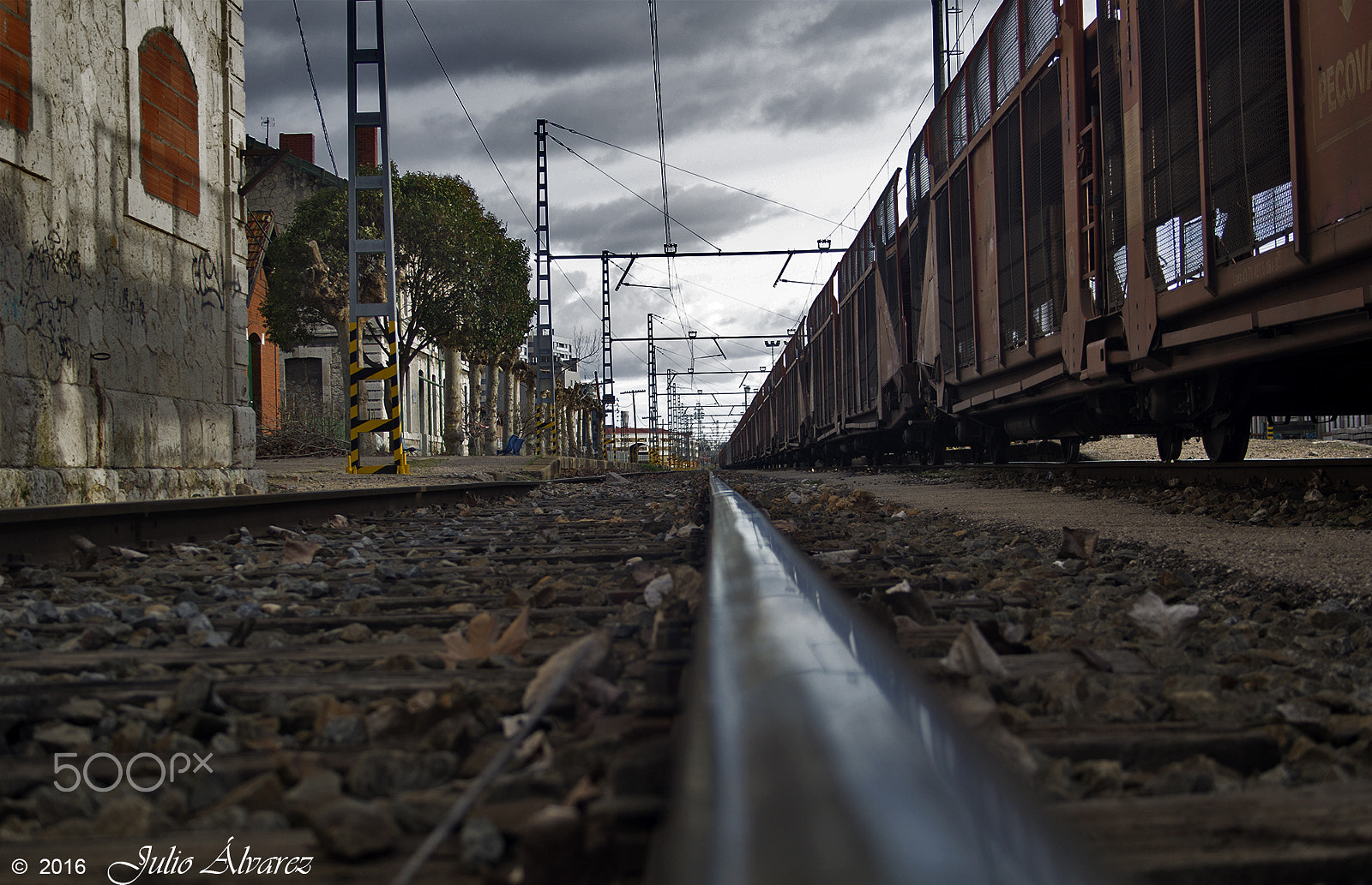 Canon EF-S 18-55mm F3.5-5.6 sample photo. Punto de fuga photography