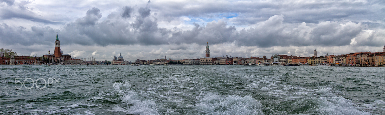 Canon EOS 7D + Canon EF 16-35mm F2.8L USM sample photo. Panoramica canal grande venezia photography