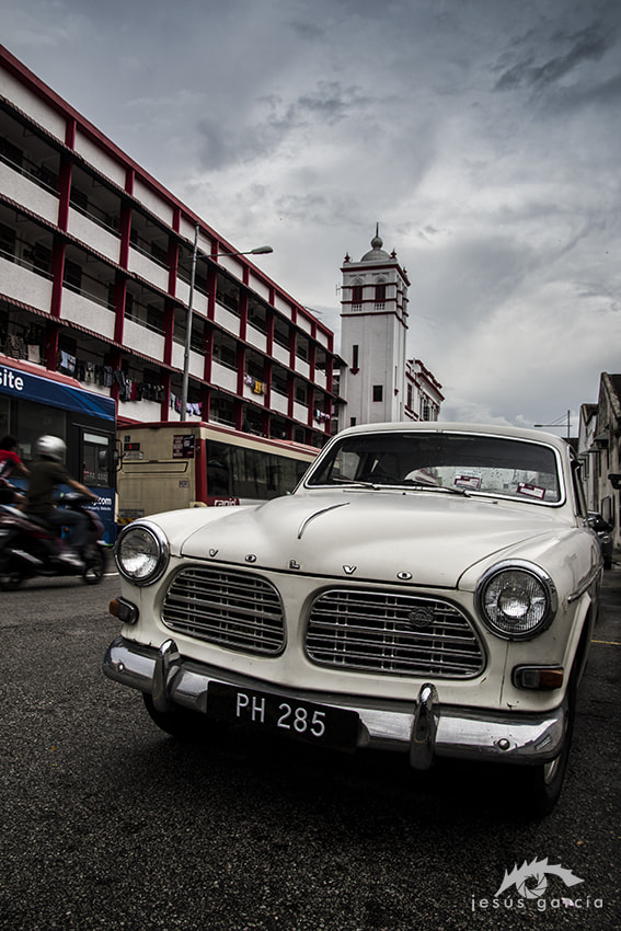 Sigma 17-70mm F2.8-4 DC Macro OS HSM sample photo. Volvo en georgetown photography