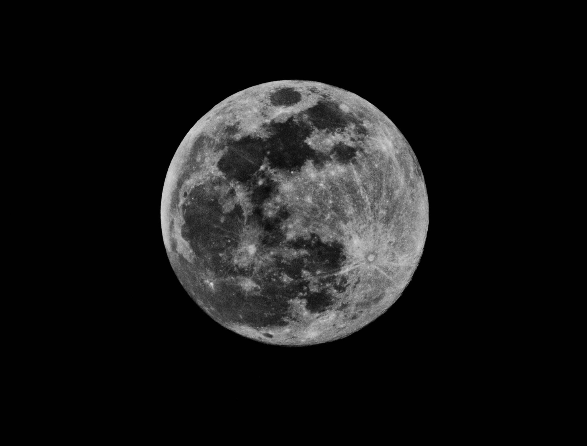 Canon EF 70-200mm F2.8L IS II USM sample photo. Moon photography