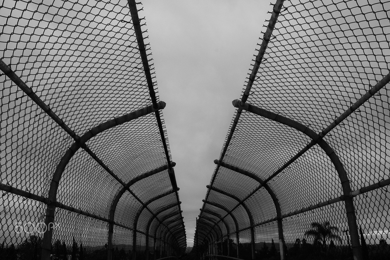 Canon EOS 550D (EOS Rebel T2i / EOS Kiss X4) sample photo. Highway bridge photography