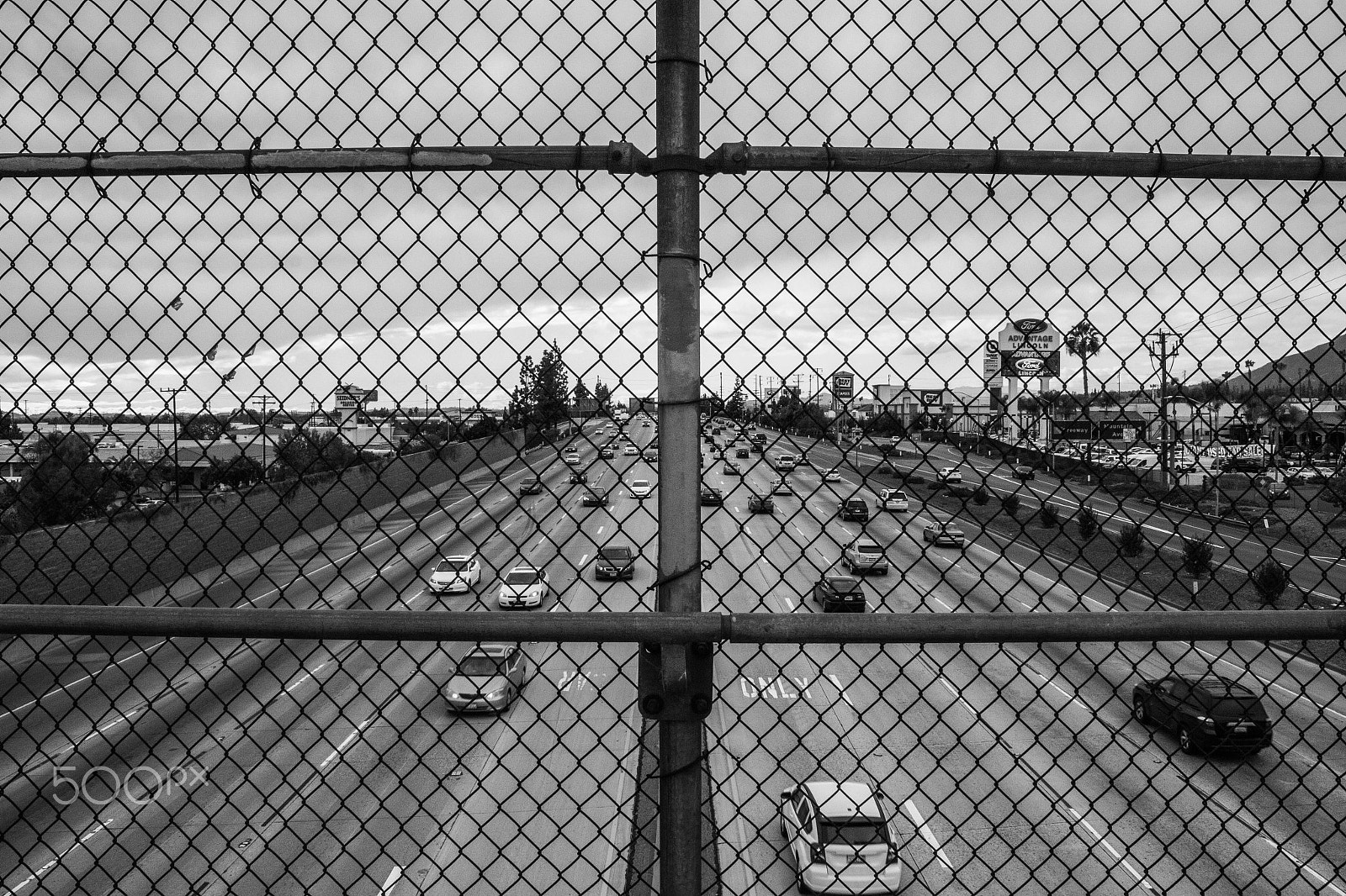 Canon EOS 550D (EOS Rebel T2i / EOS Kiss X4) sample photo. Highway bridge photography