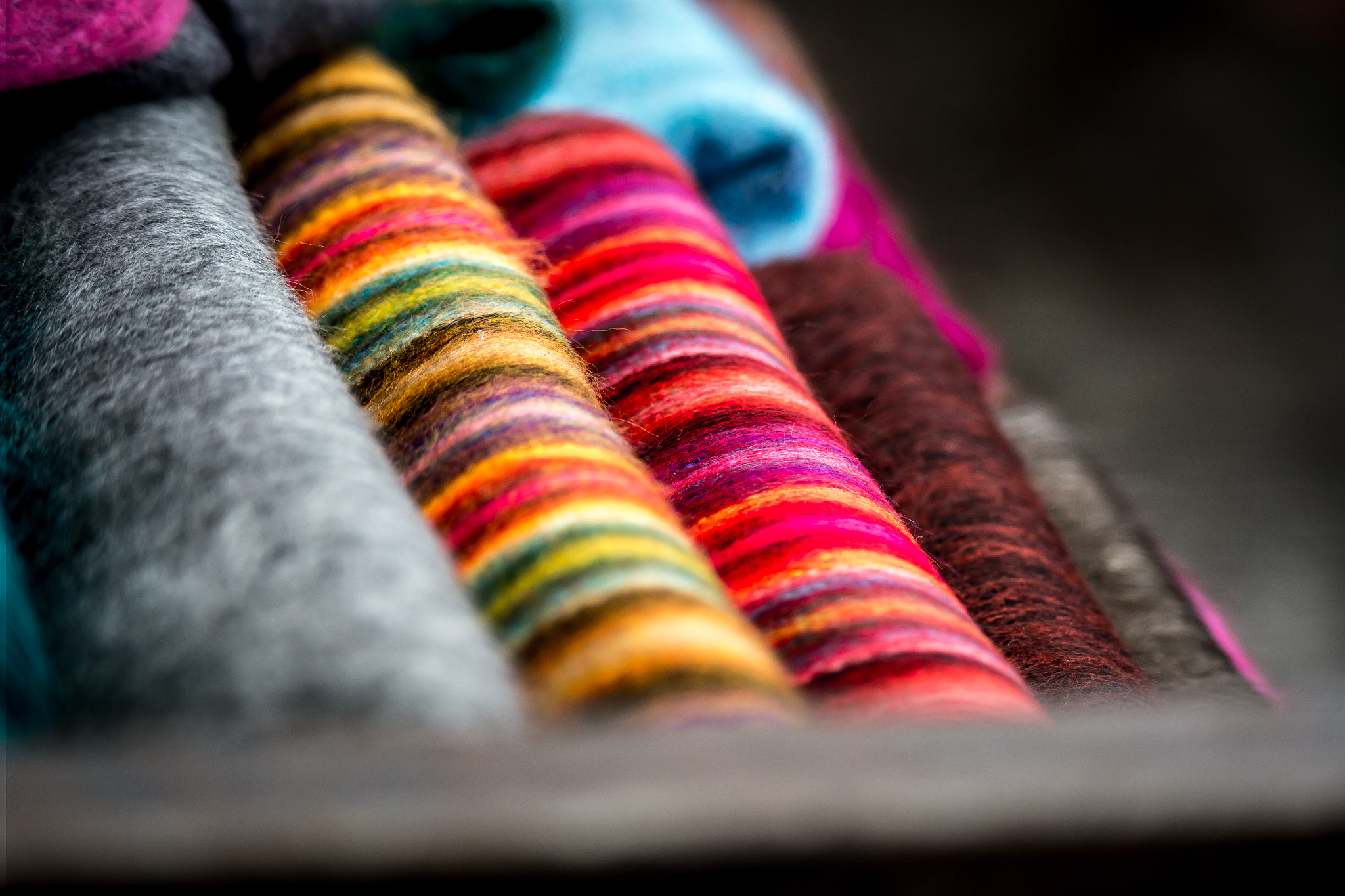 Samsung NX300 + Samsung NX 50-200mm F4-5.6 ED OIS sample photo. Colors photography