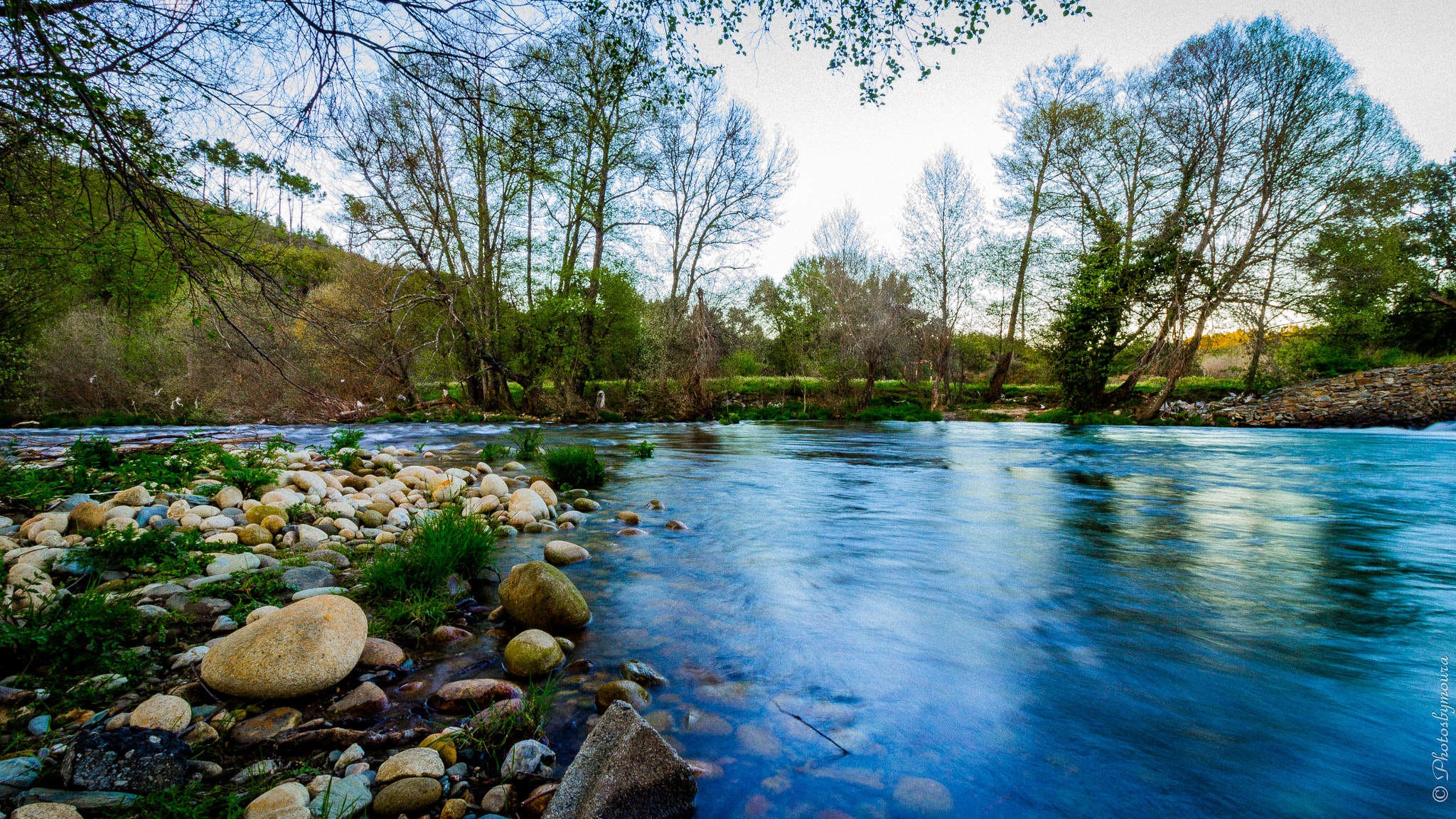 Canon EF-S 10-18mm F4.5–5.6 IS STM sample photo. River photography