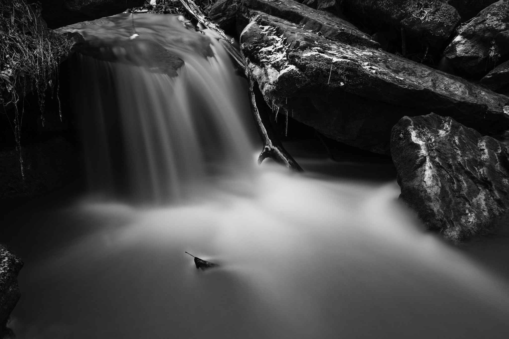 Sony a7 II + 24-70mm F2.8 G SSM OSS sample photo. Quakertown falls photography