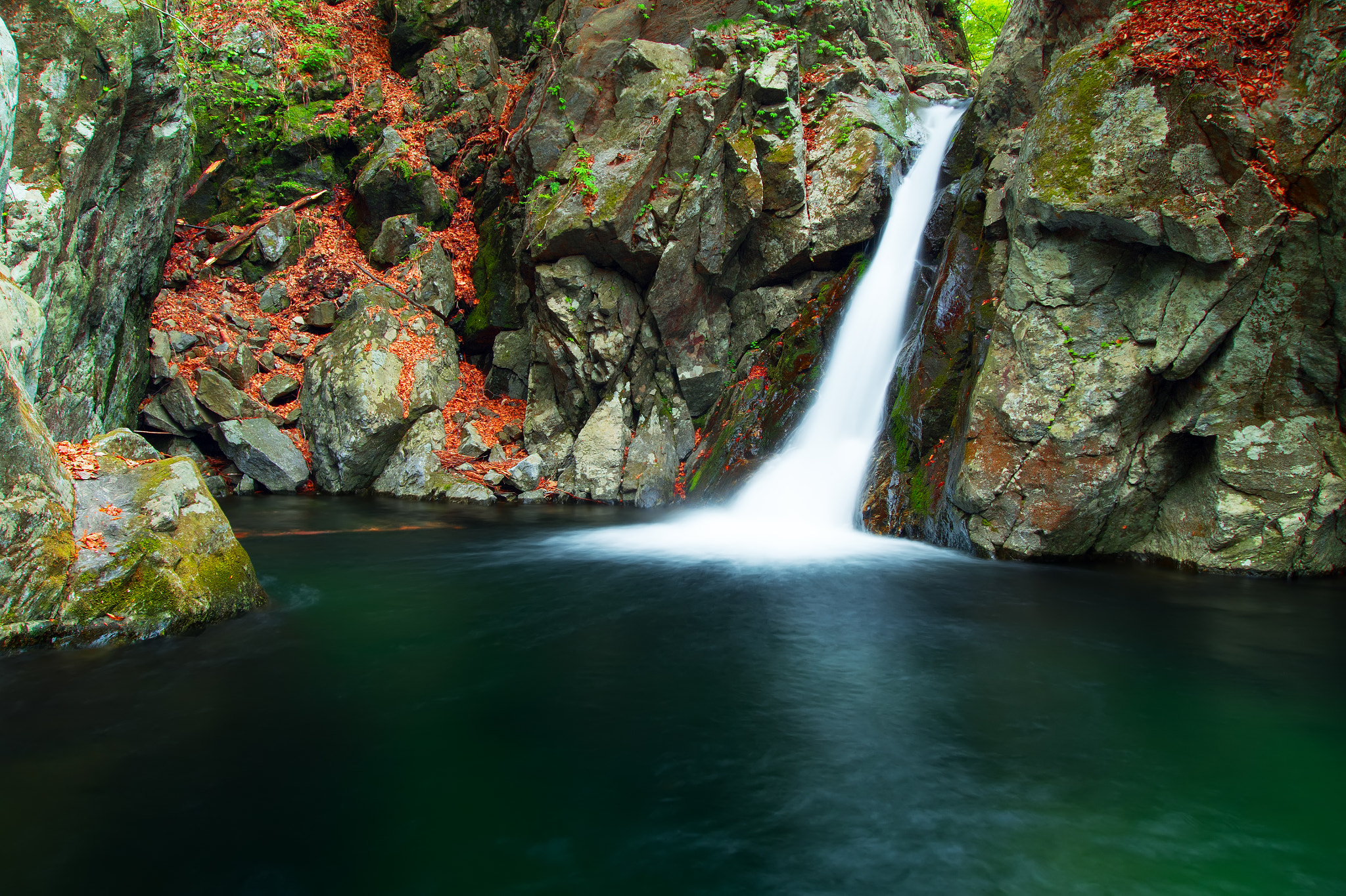 Olympus PEN E-P5 sample photo. Waterfall photography