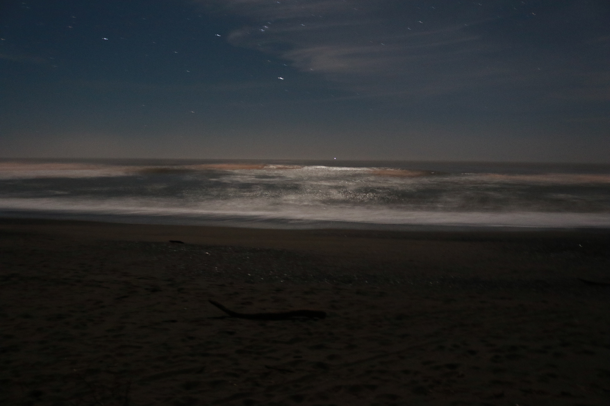 Canon EOS 7D Mark II + Canon EF-S 18-55mm F3.5-5.6 IS STM sample photo. Ocean night photography