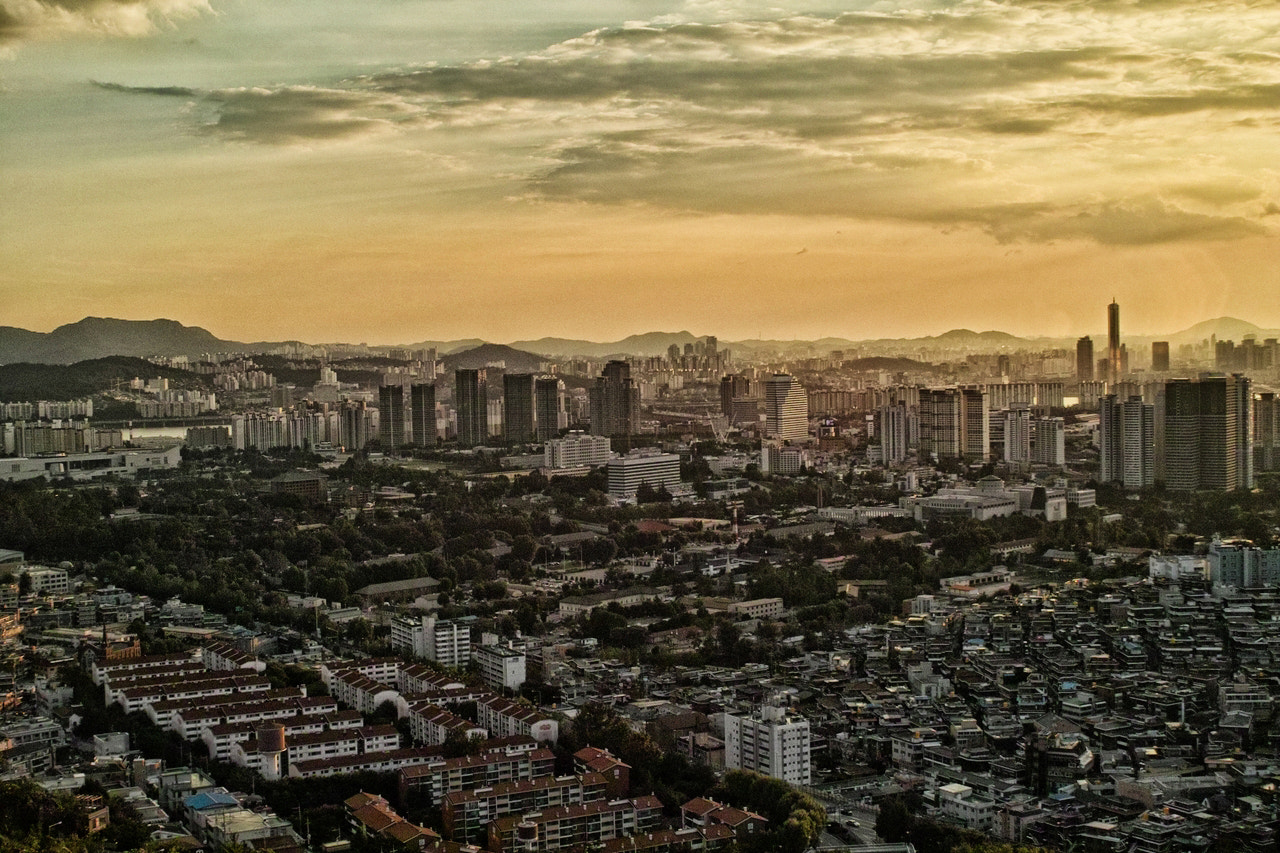 Sigma SD14 sample photo. One day of city photography