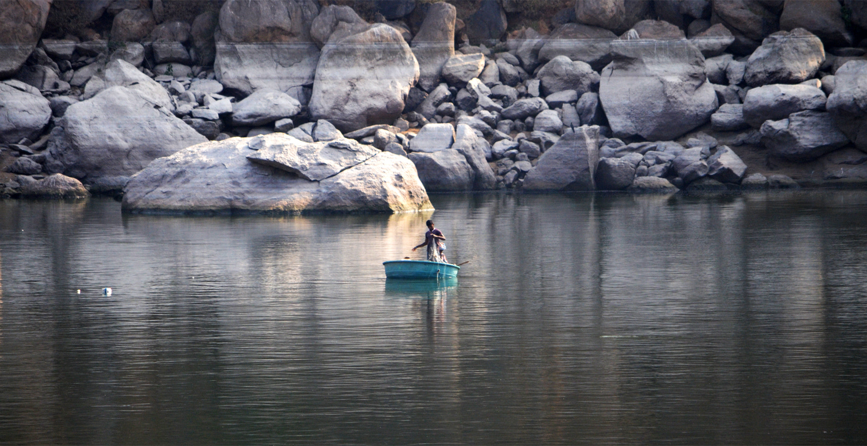 Sigma 50-150mm F2.8 EX APO DC HSM II sample photo. Fishing photography