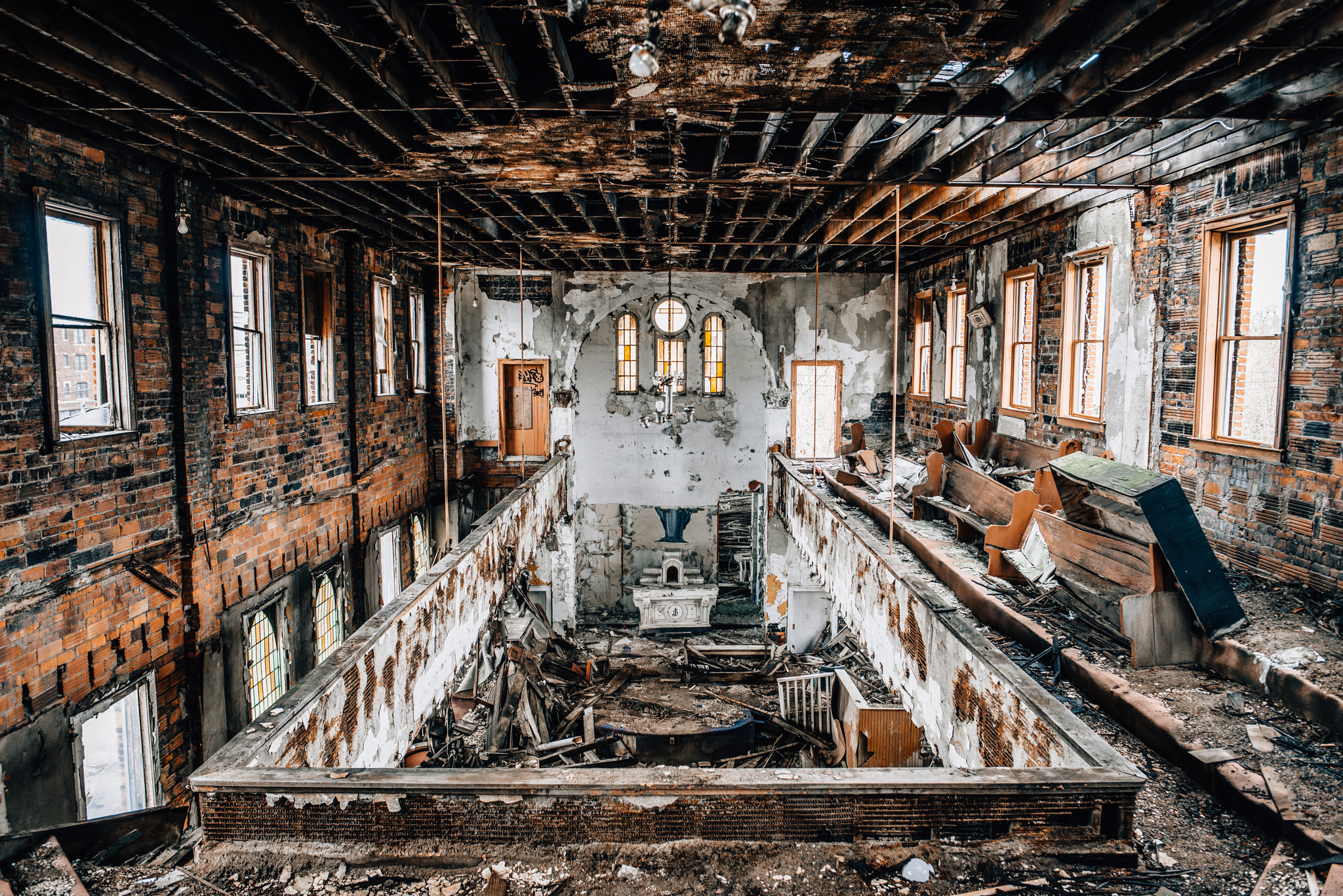 Nikon AF-S Nikkor 24mm F1.8G ED sample photo. Abandoned synagogue photography