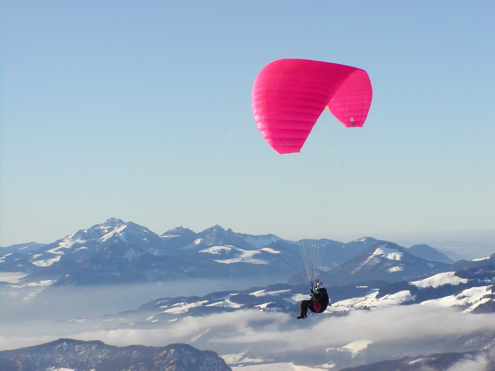 Olympus C700UZ sample photo. Paragliding in koessen (by old 2mpix olympus) photography