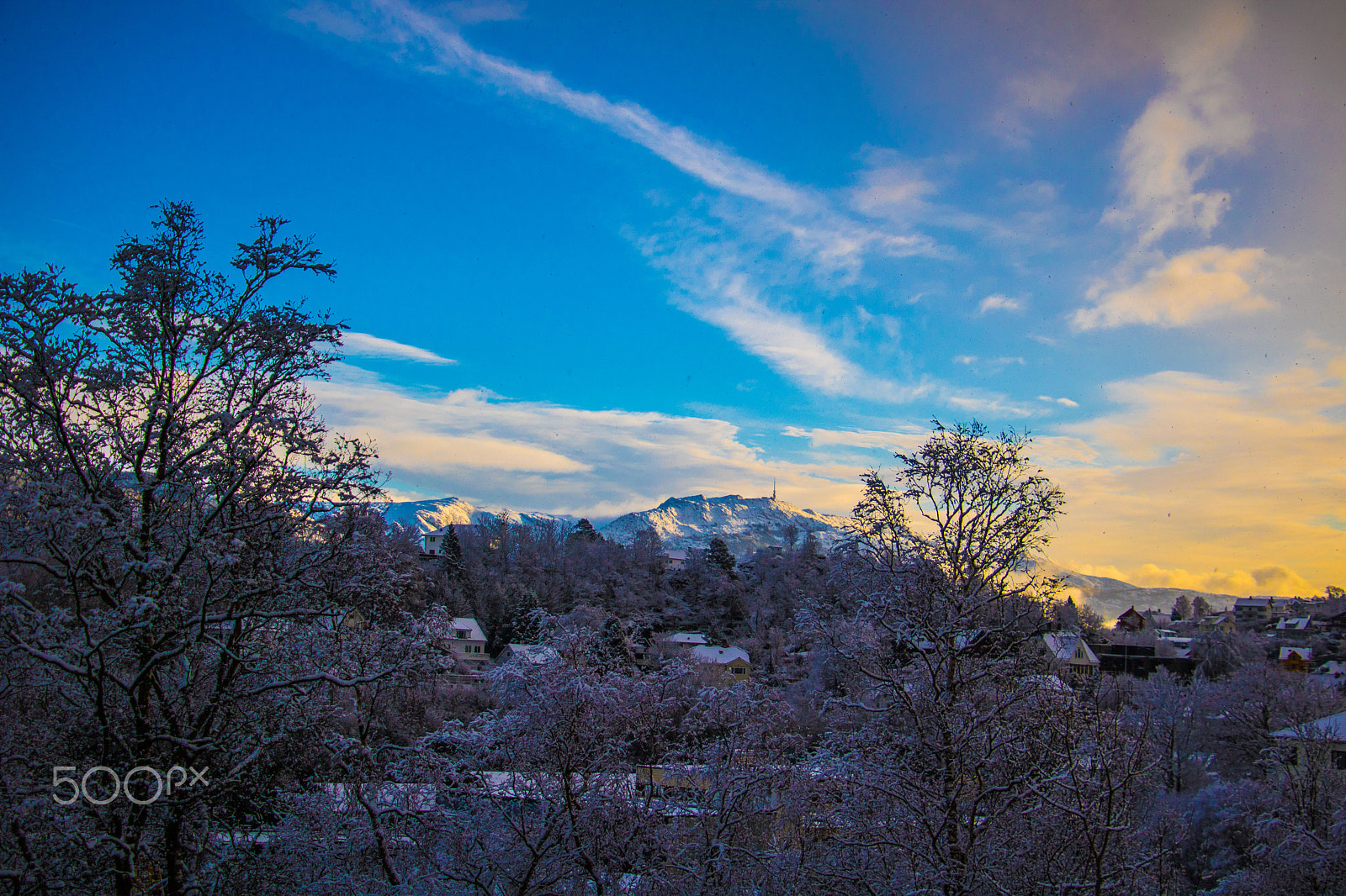Canon EF-S 18-135mm F3.5-5.6 IS STM sample photo. Snowy landscape photography