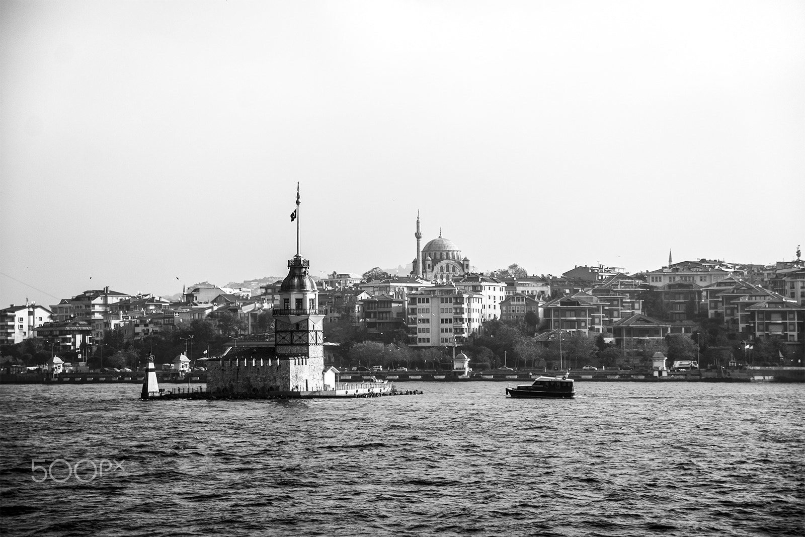Sigma 17-70mm F2.8-4 DC Macro OS HSM | C sample photo. Maiden's tower and istanbul photography