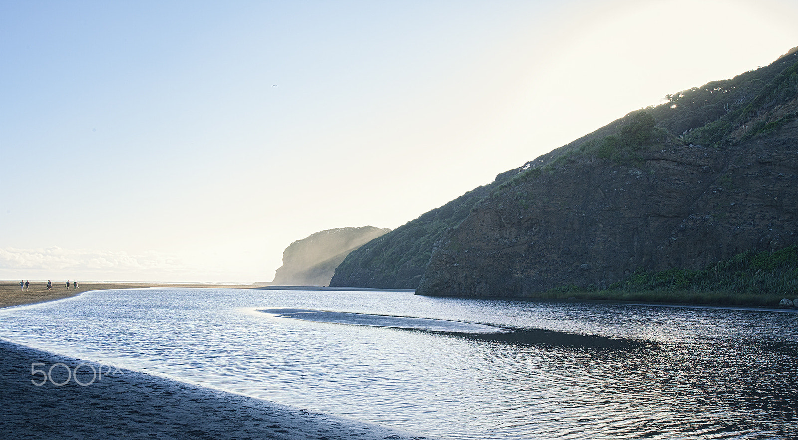 Canon EF 16-35mm F2.8L USM sample photo. Bethells beach entry photography