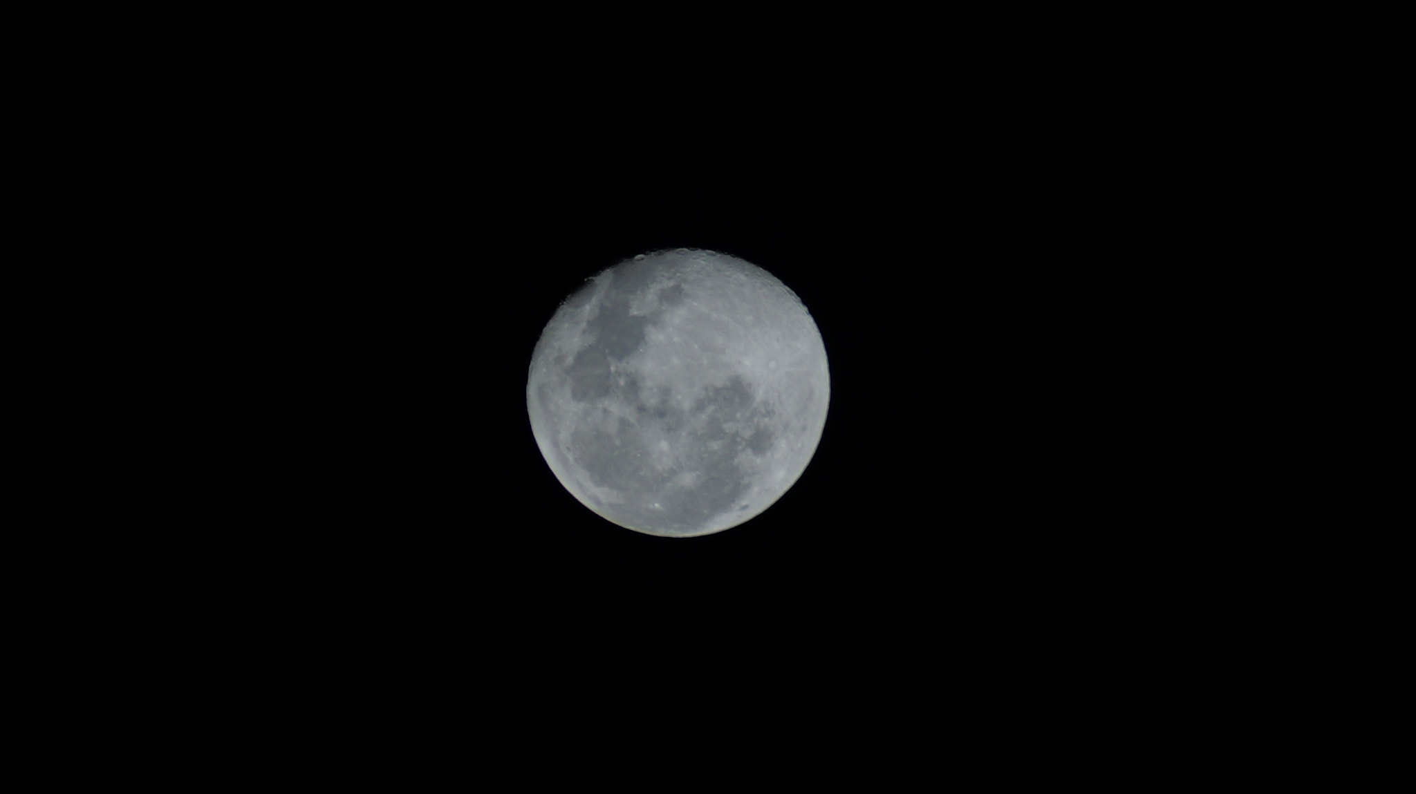 Sony SLT-A77 + Sony 75-300mm F4.5-5.6 sample photo. Moon of the month photography