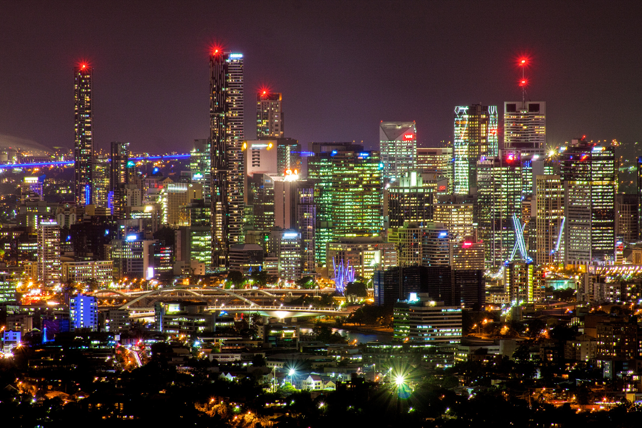 Canon EOS 40D + EF75-300mm f/4-5.6 sample photo. Brisbane city lights 2 photography