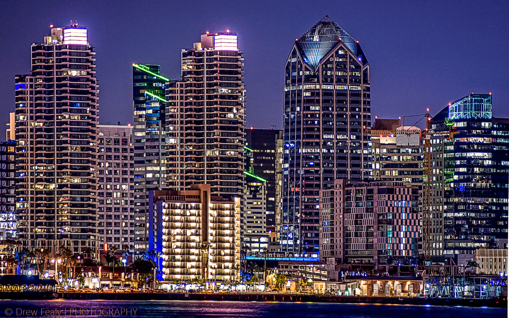 Sony SLT-A77 + Minolta/Sony AF 70-200mm F2.8 G sample photo. Downtown s d skyline screen saver (of ) photography
