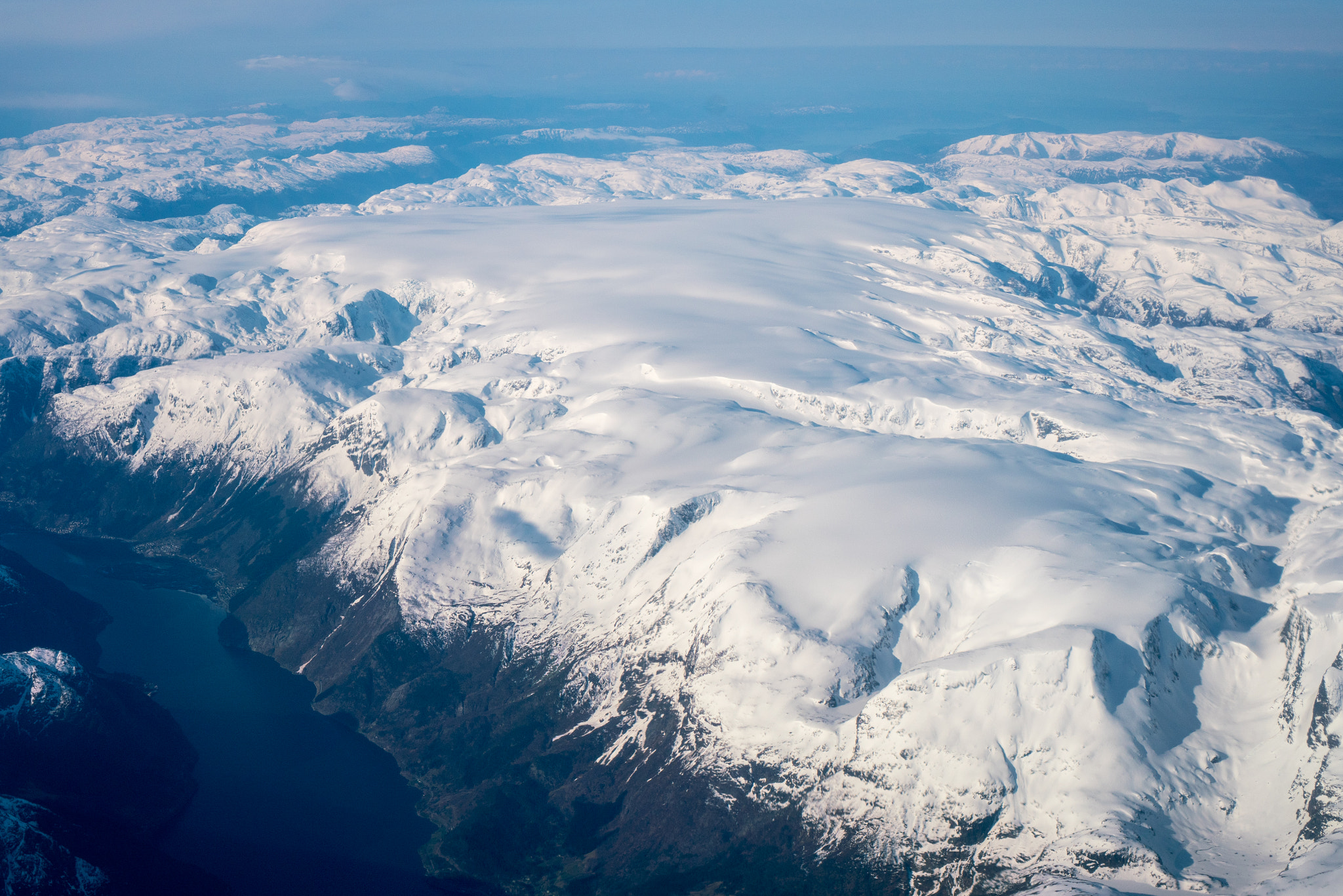 Sony a7R II + Sony E 35mm F1.8 OSS sample photo. Folgefonna glacier photography