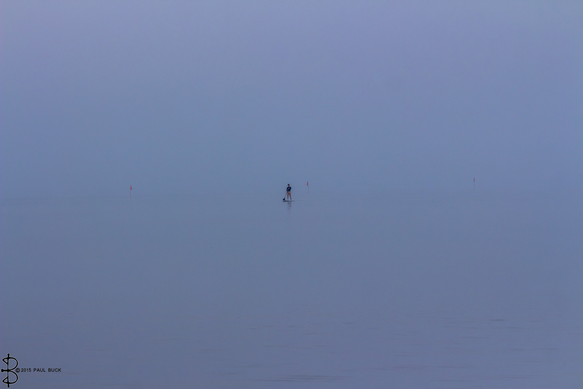 Canon EOS 650D (EOS Rebel T4i / EOS Kiss X6i) + Tamron SP 150-600mm F5-6.3 Di VC USD sample photo. Paddle boarder coming out of the morning fog photography