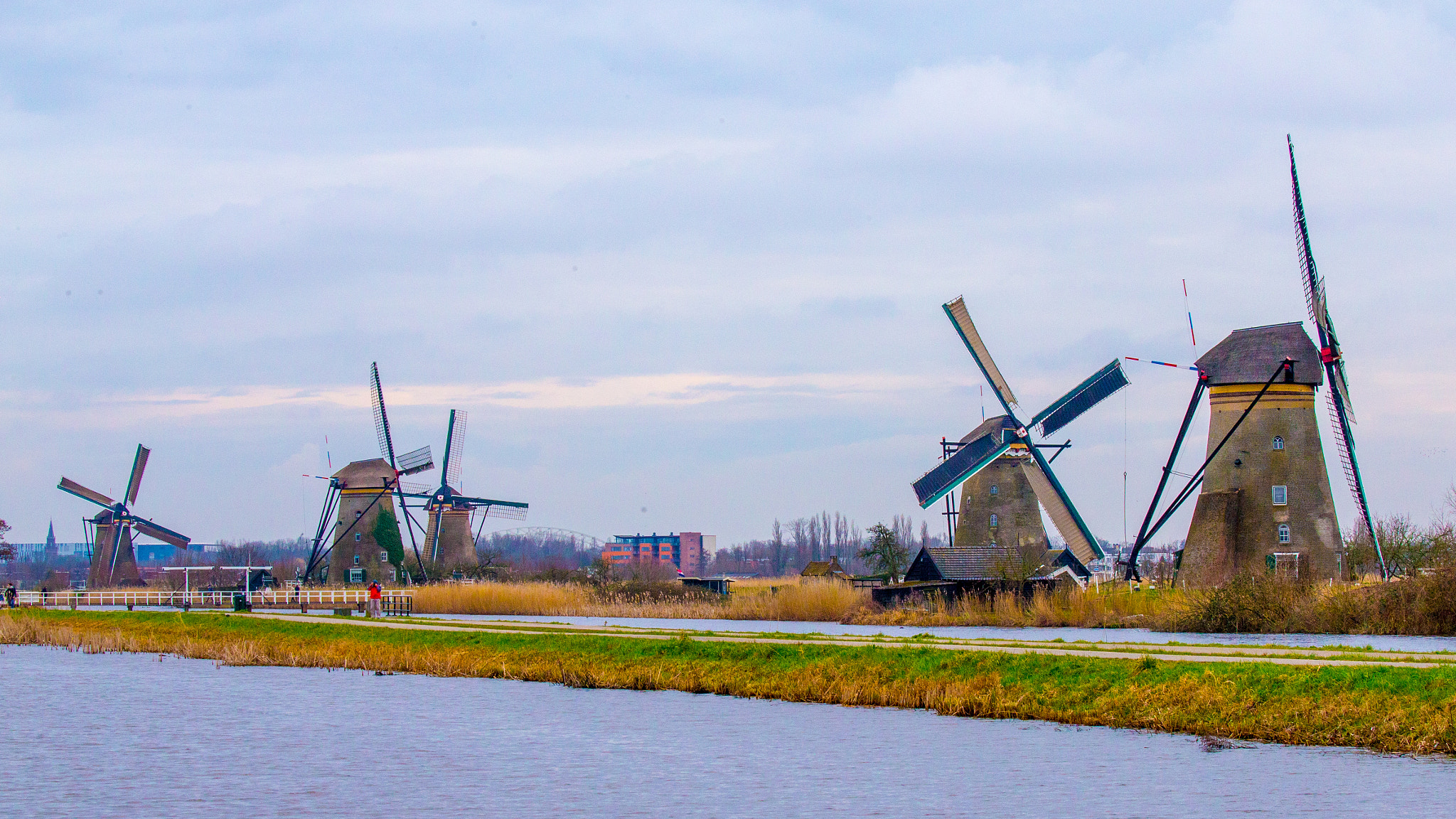 Canon EF 100-400mm F4.5-5.6L IS II USM sample photo. Windmill photography