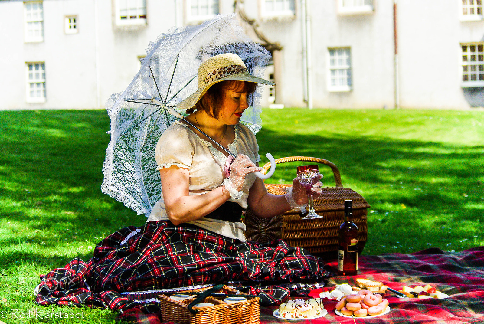 Pentax smc DA 50-200mm F4-5.6 ED sample photo. R karstaedt victorian picknick photography