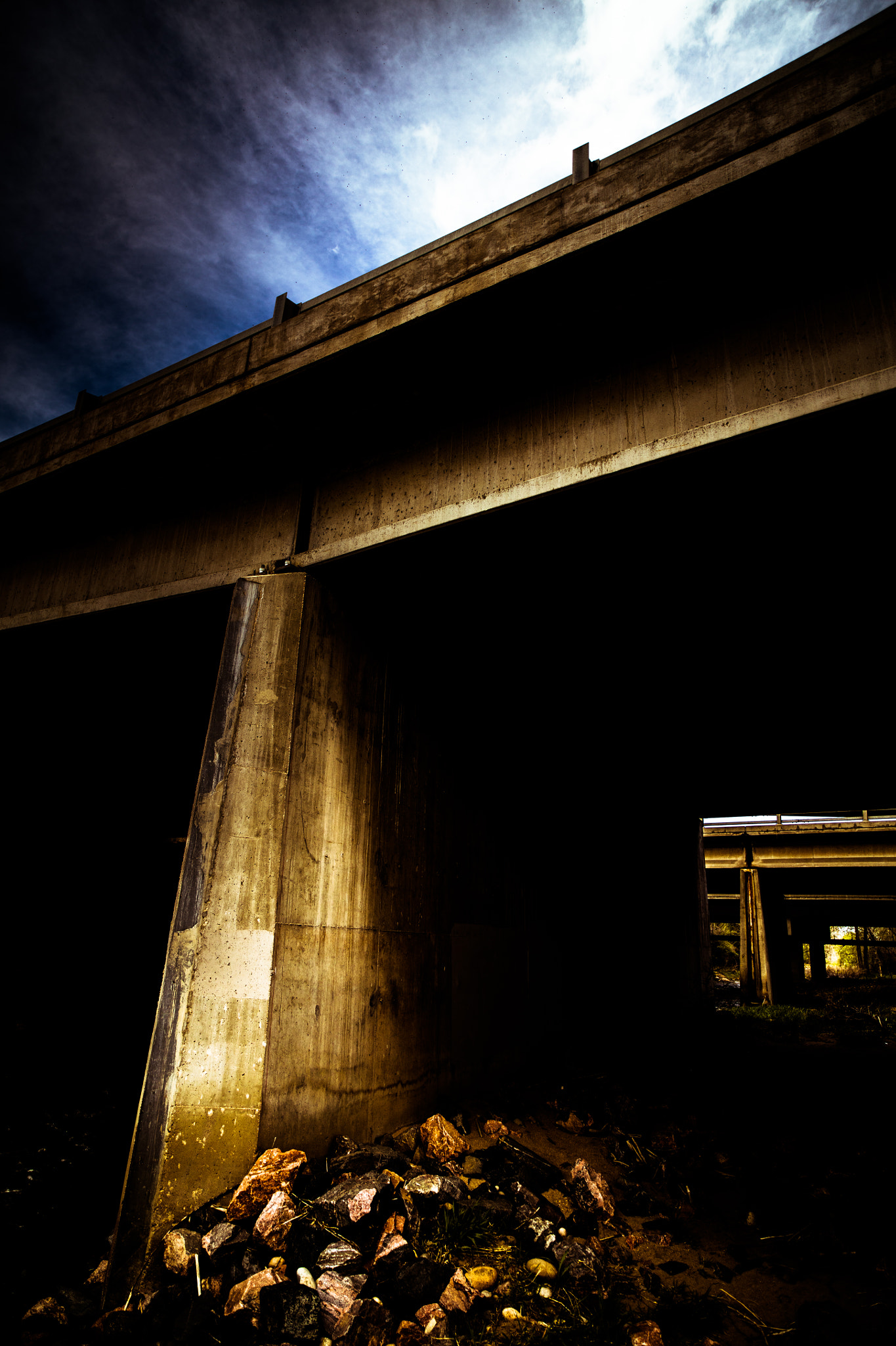 Canon EOS 5DS R sample photo. Repeating faces photography