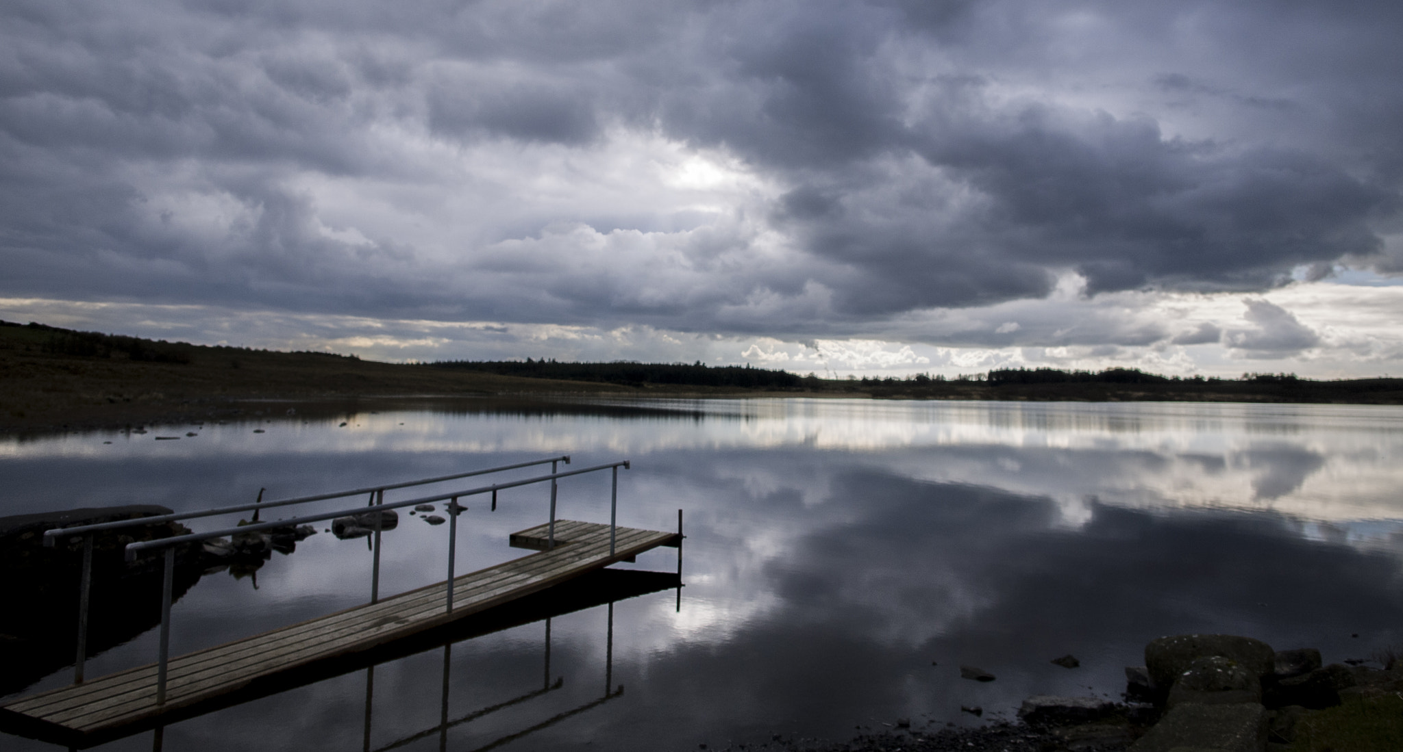 Panasonic Lumix DMC-G2 + OLYMPUS M.12mm F2.0 sample photo. Glass lake photography