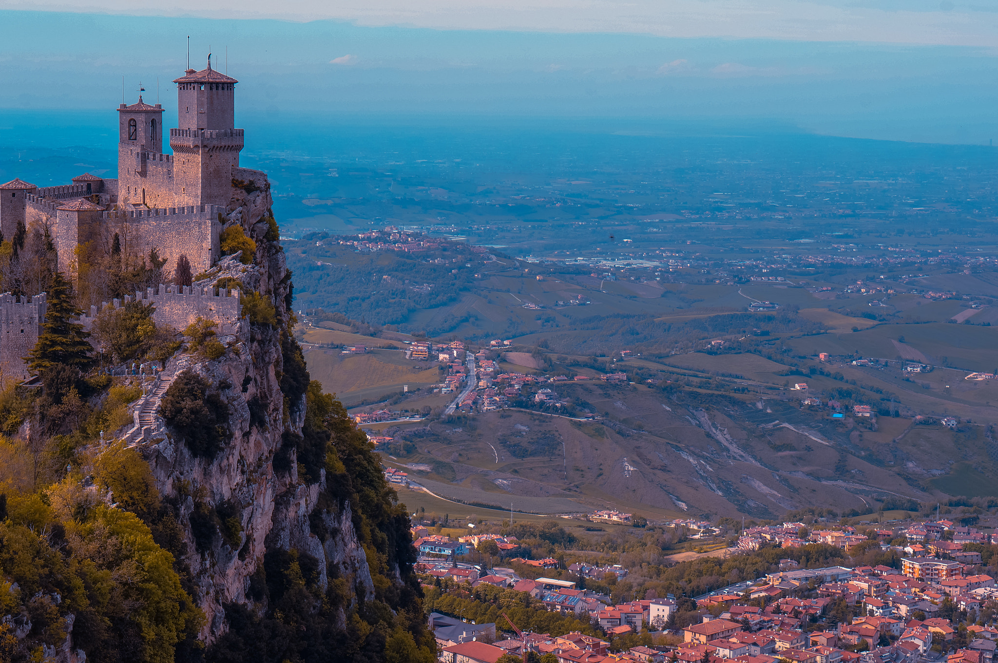 Sony Alpha NEX-5R + E 50mm F1.8 OSS sample photo. San marino from above photography