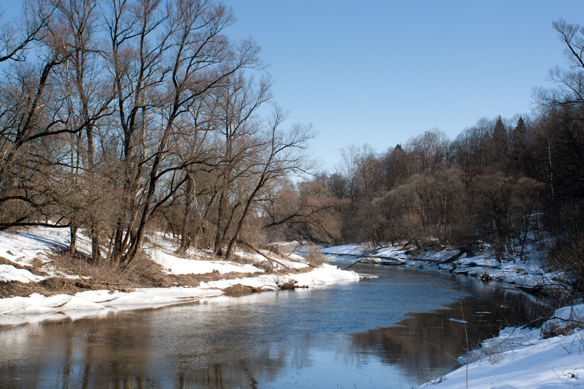 Canon EF 28mm F1.8 USM sample photo. On the river photography