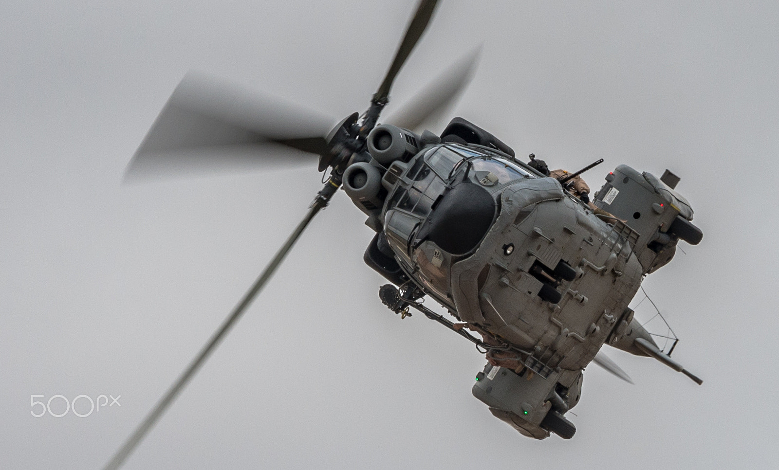 Sigma 120-400mm F4.5-5.6 DG OS HSM sample photo. Aerospatiale as 332 super puma photography