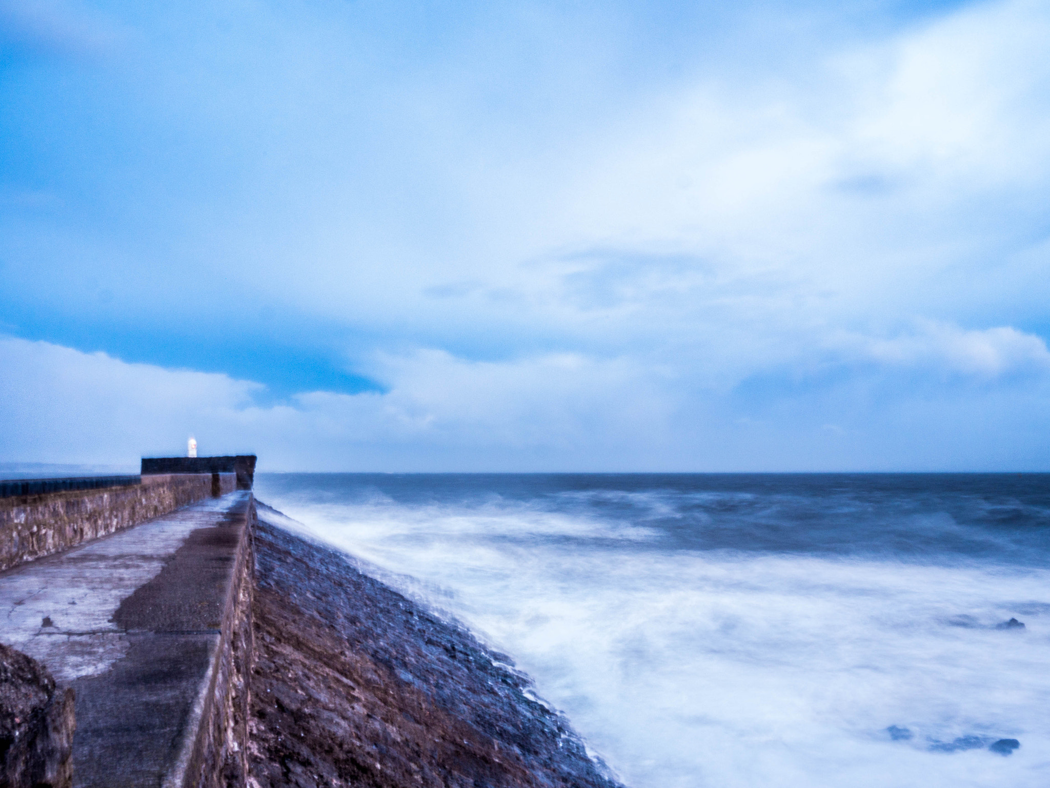 Panasonic Lumix DMC-G5 + Panasonic Lumix G 14mm F2.5 ASPH sample photo. Windy day in porthcawl photography