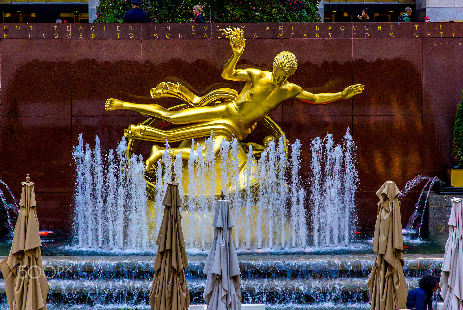Sigma 17-70mm F2.8-4 DC Macro OS HSM sample photo. Rockefeller center, new york city photography