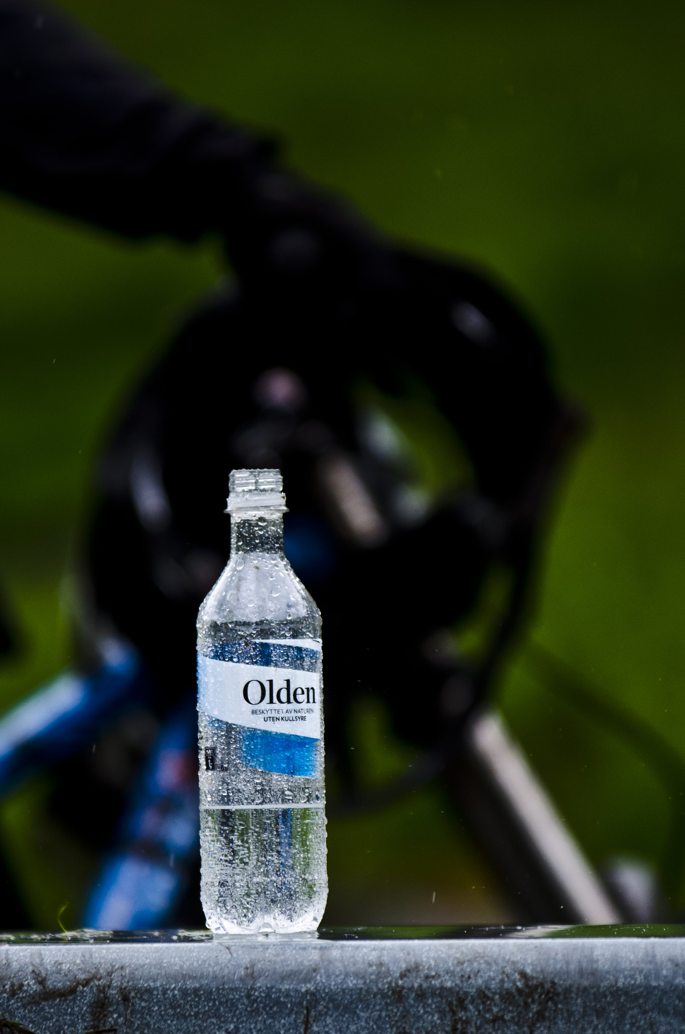 AF-S Zoom-Nikkor 80-200mm f/2.8D IF-ED sample photo. Olden photography