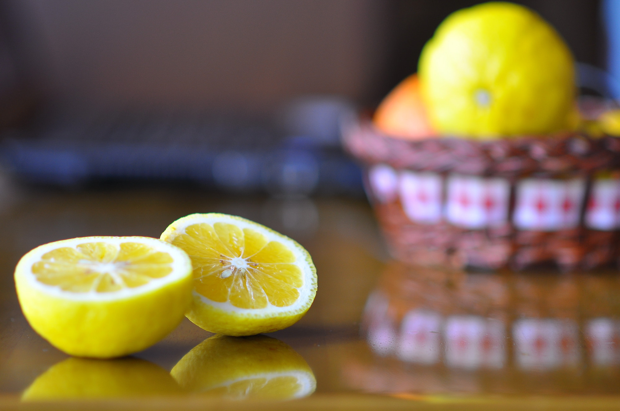 Nikon D5000 + Nikon AF-S Nikkor 85mm F1.8G sample photo. Saturday morning photography