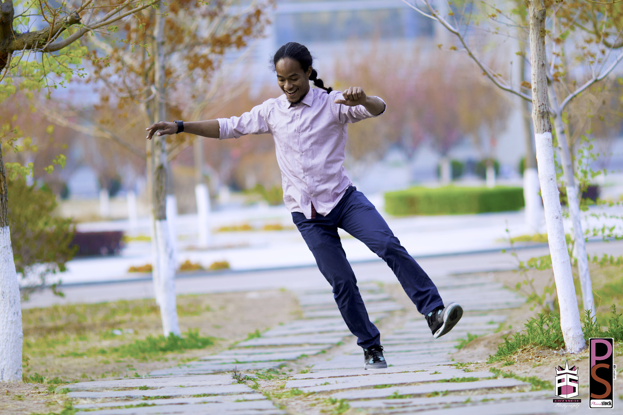 Canon EOS 7D Mark II + Canon EF 135mm F2L USM sample photo. Free and happy  photography