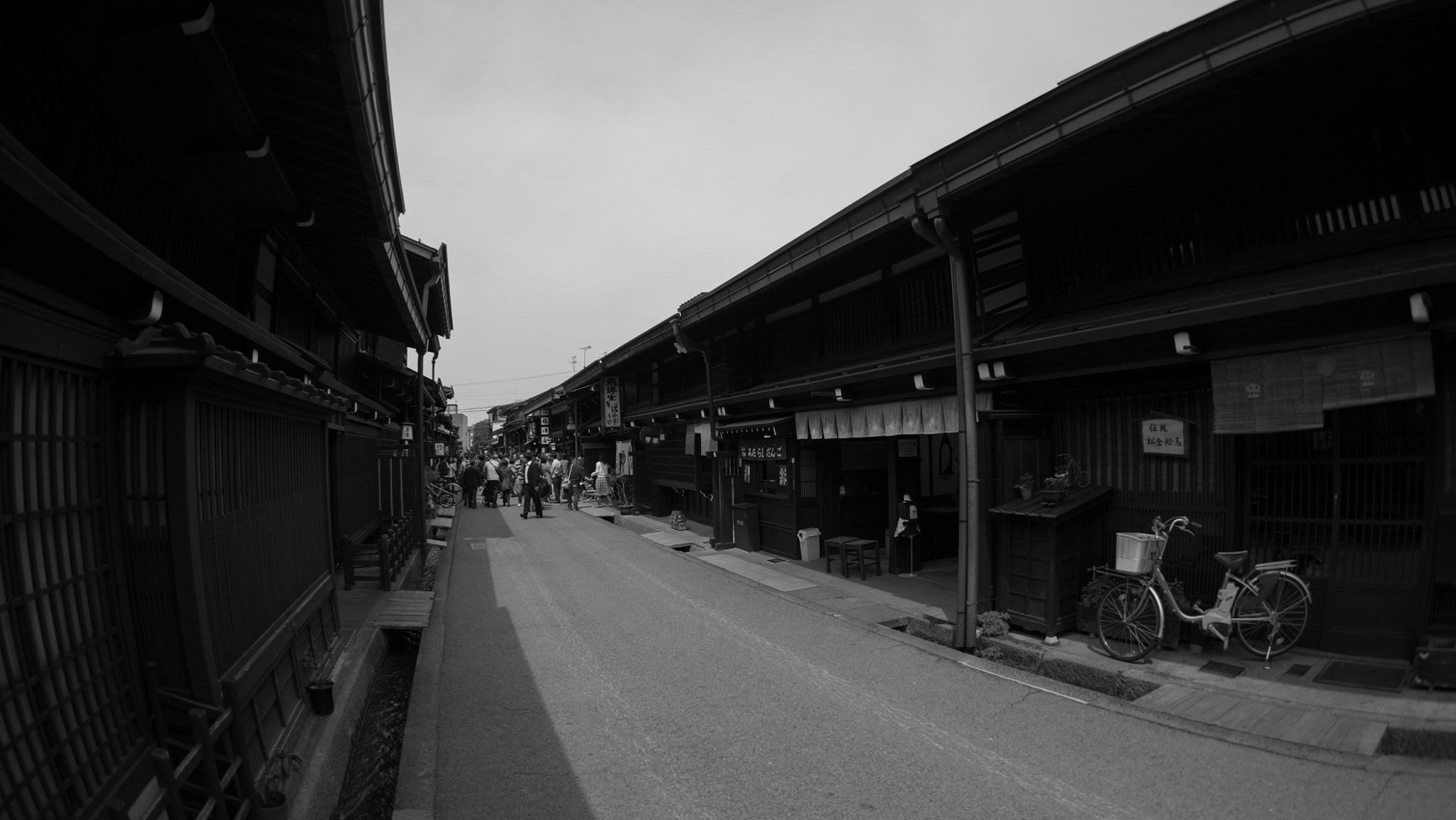 Sony a7 II + FE 16mm F3.5 Fisheye sample photo. Takayama old town photography