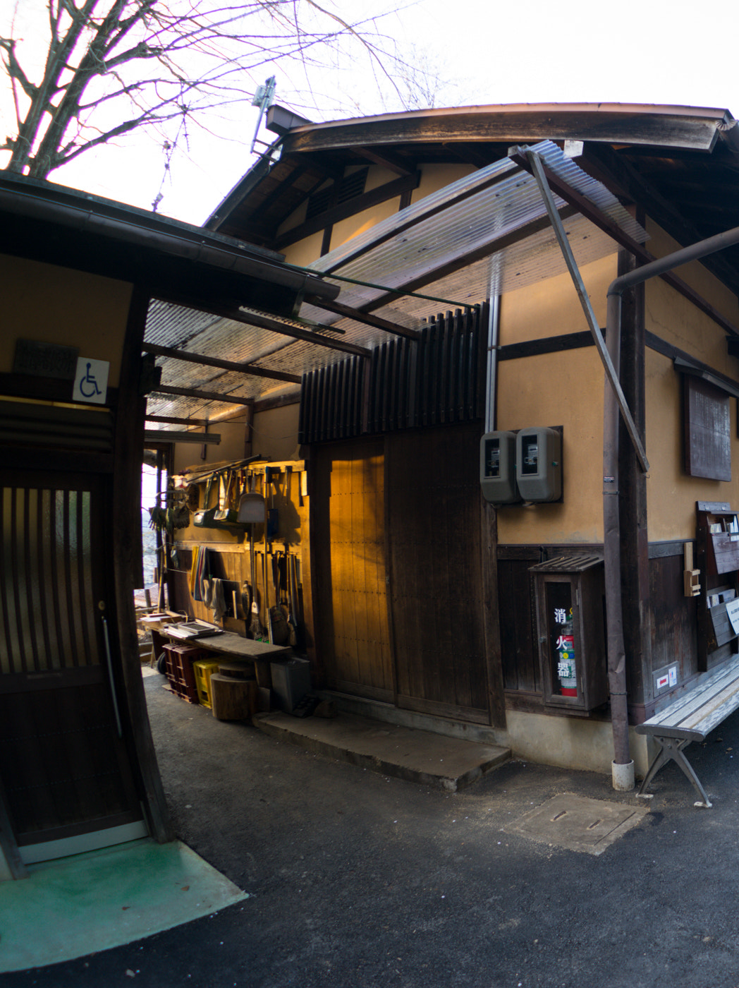 Sony a7 II + FE 16mm F3.5 Fisheye sample photo. Takayama tools 1 photography