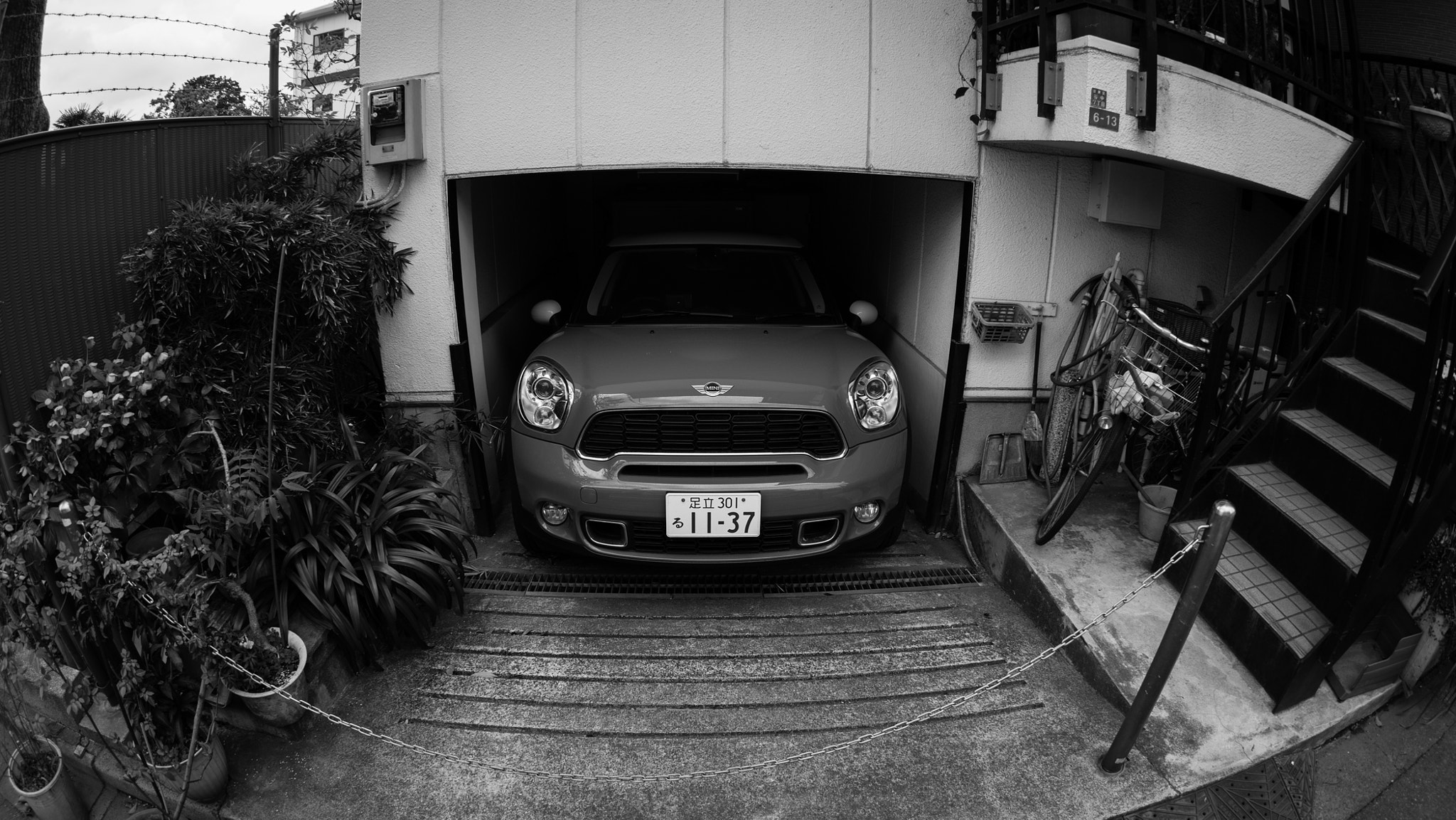 FE 16mm F3.5 Fisheye sample photo. Japan has small spaces photography
