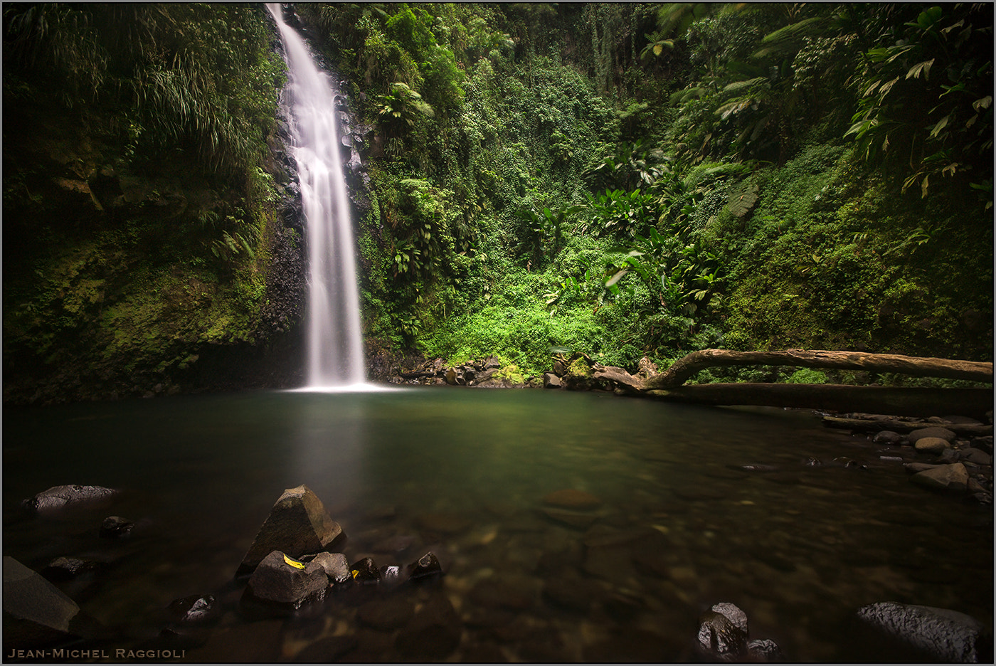 Sigma AF 10-20mm F4-5.6 EX DC sample photo. Little paradise photography