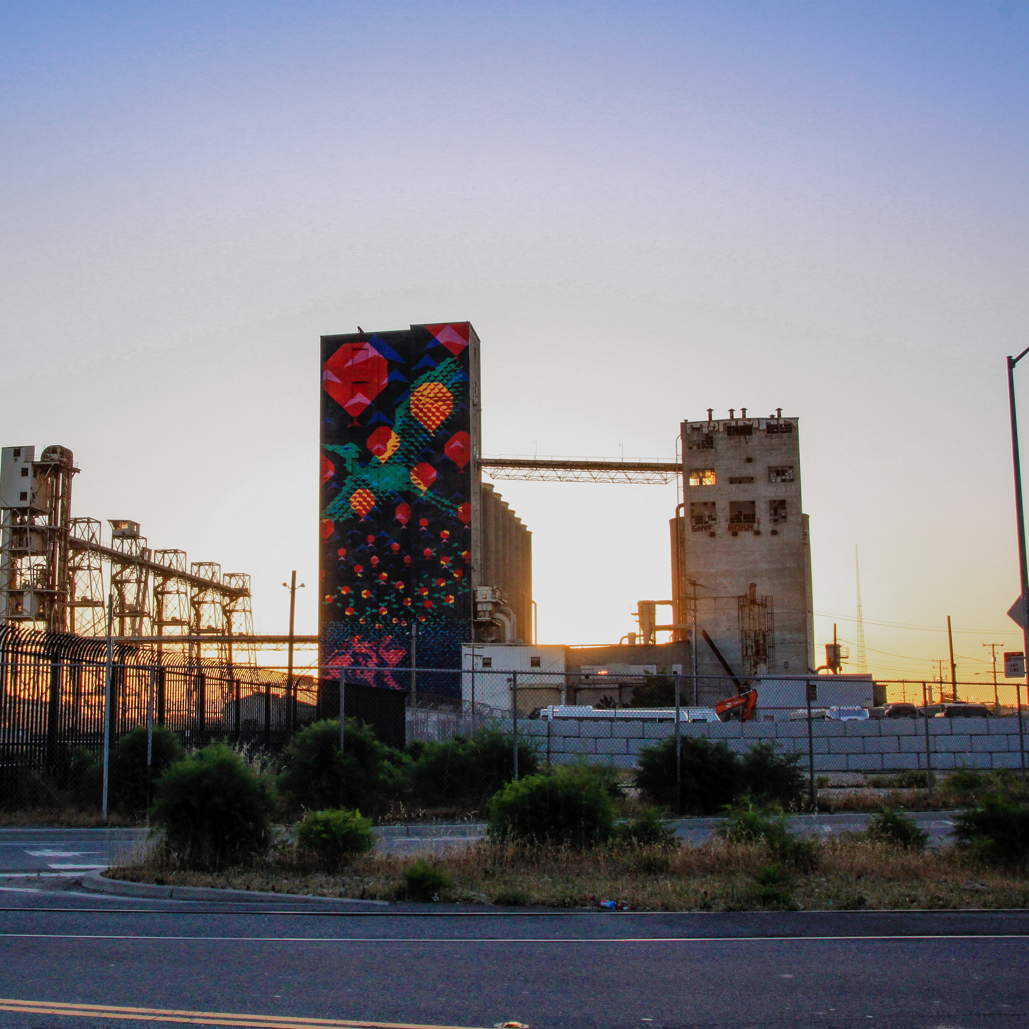 Sigma 17-70mm F2.8-4 DC Macro OS HSM sample photo. Pier 92, san francisco photography