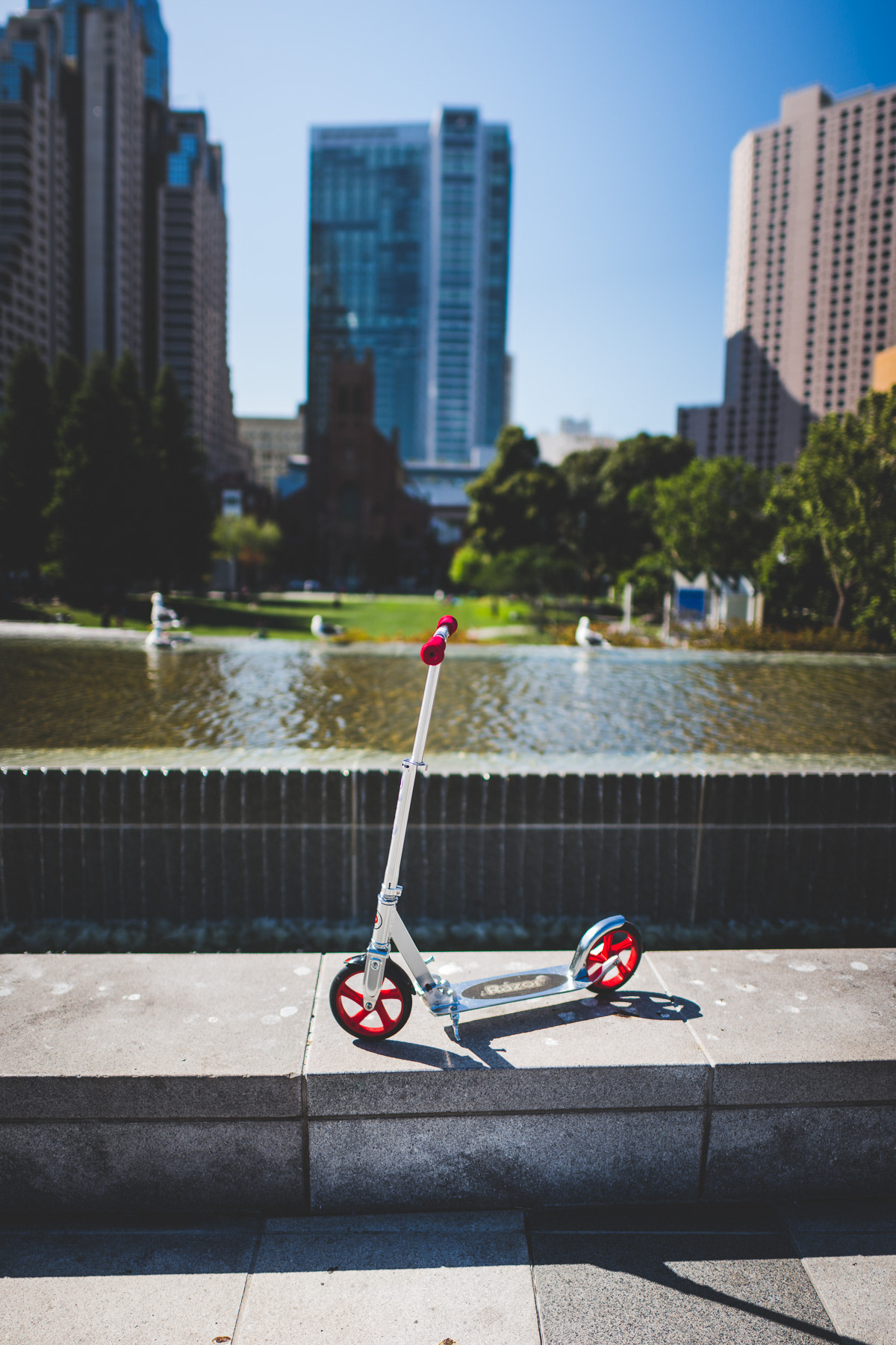 Nikon D600 + Nikon AF-S Nikkor 35mm F1.4G sample photo. Red scooter in san francisco photography